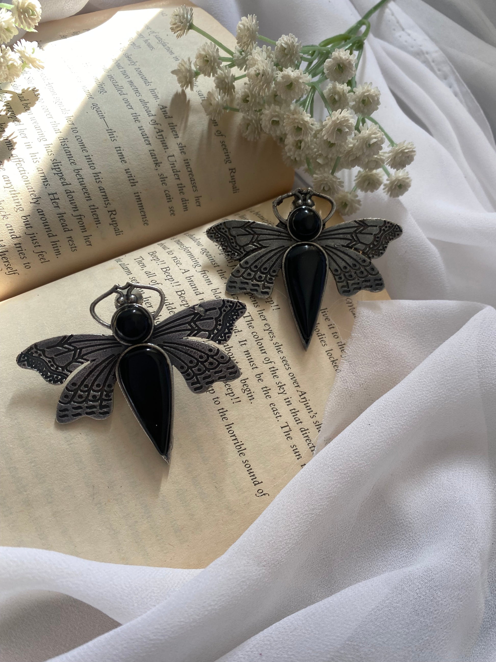 BUTTERFLY MONALISHA STONE STUDS Gehnacollections