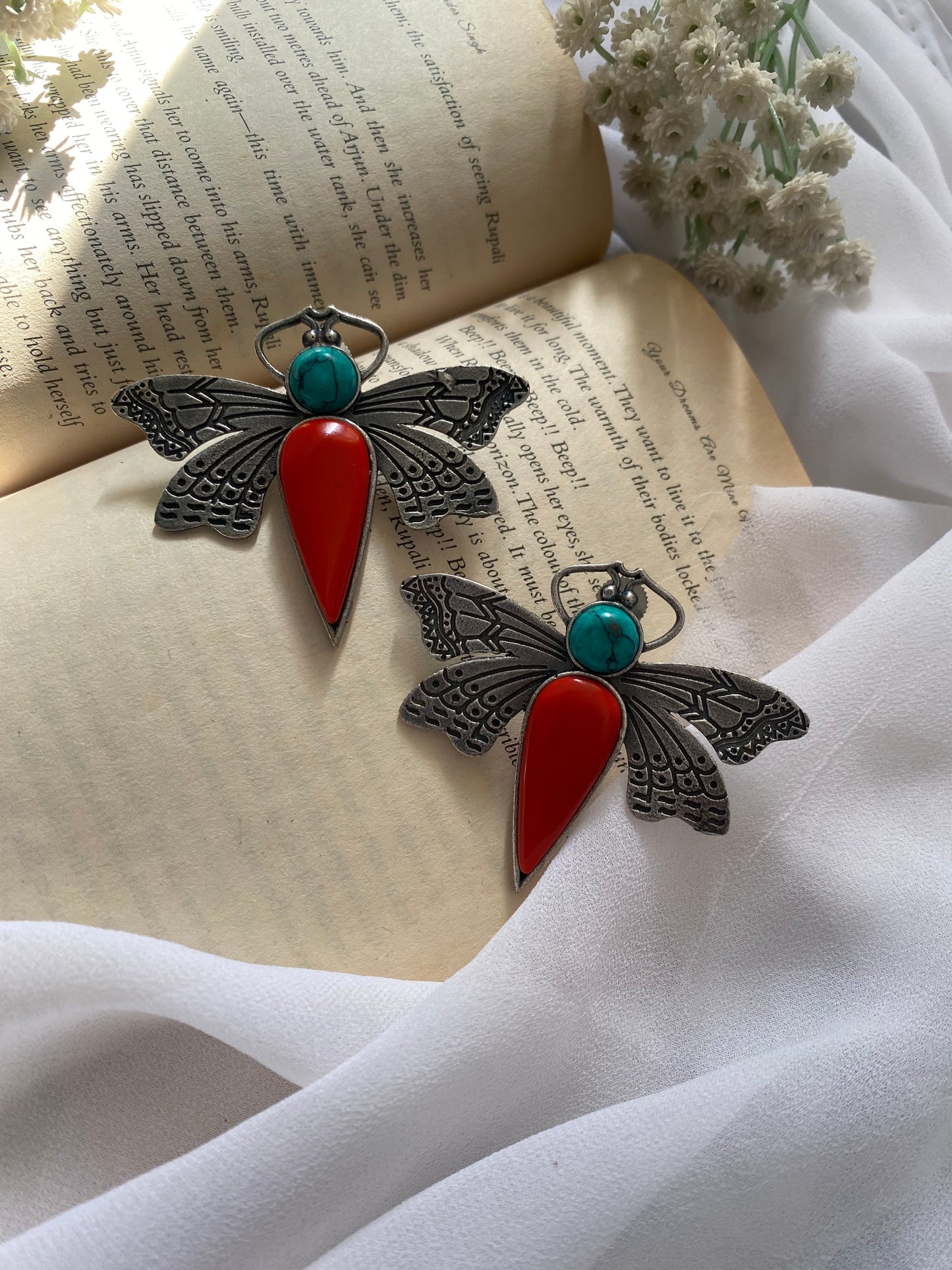 BUTTERFLY MONALISHA STONE STUDS Gehnacollections