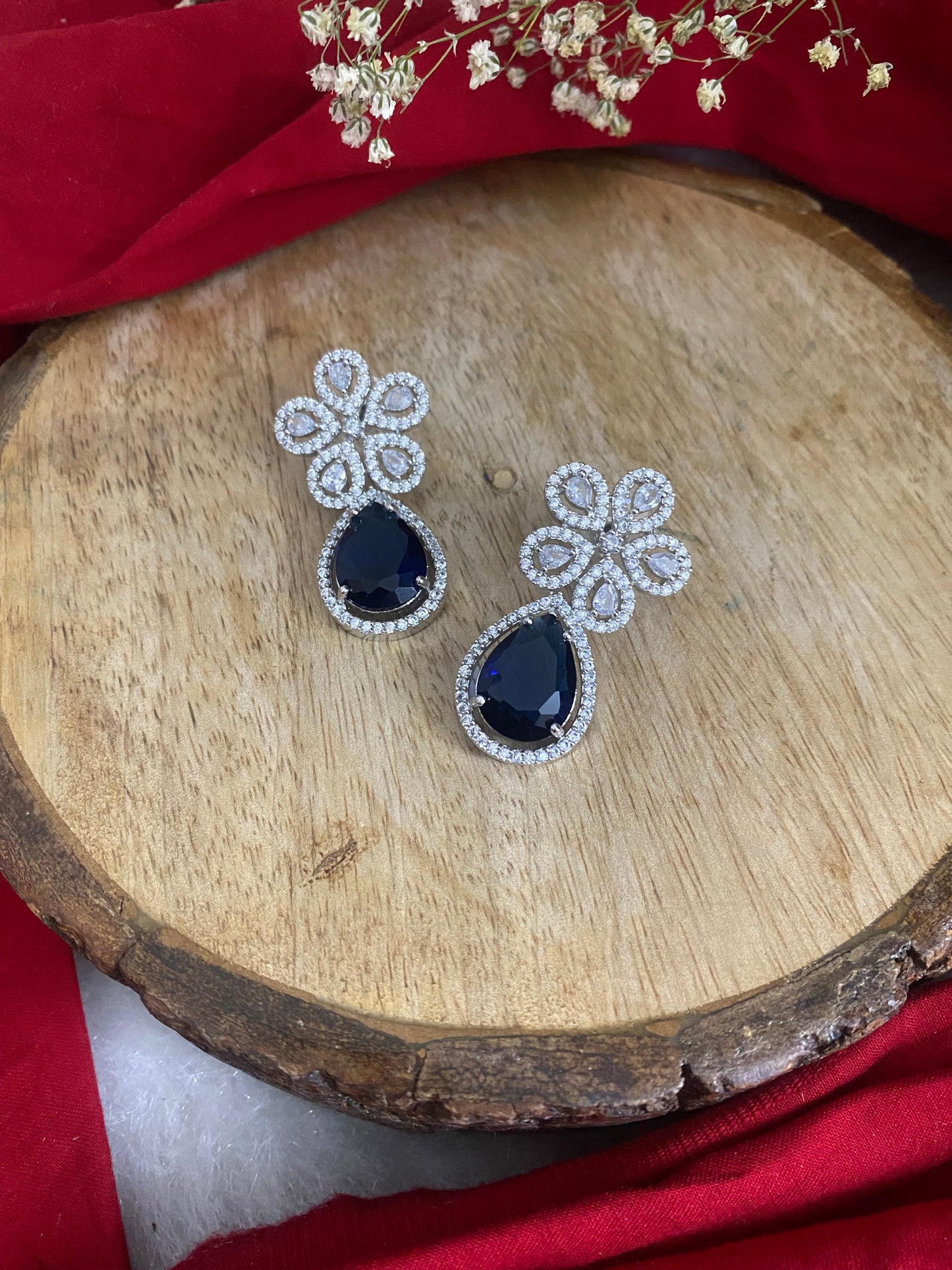 MILONI STUDS Gehnacollections