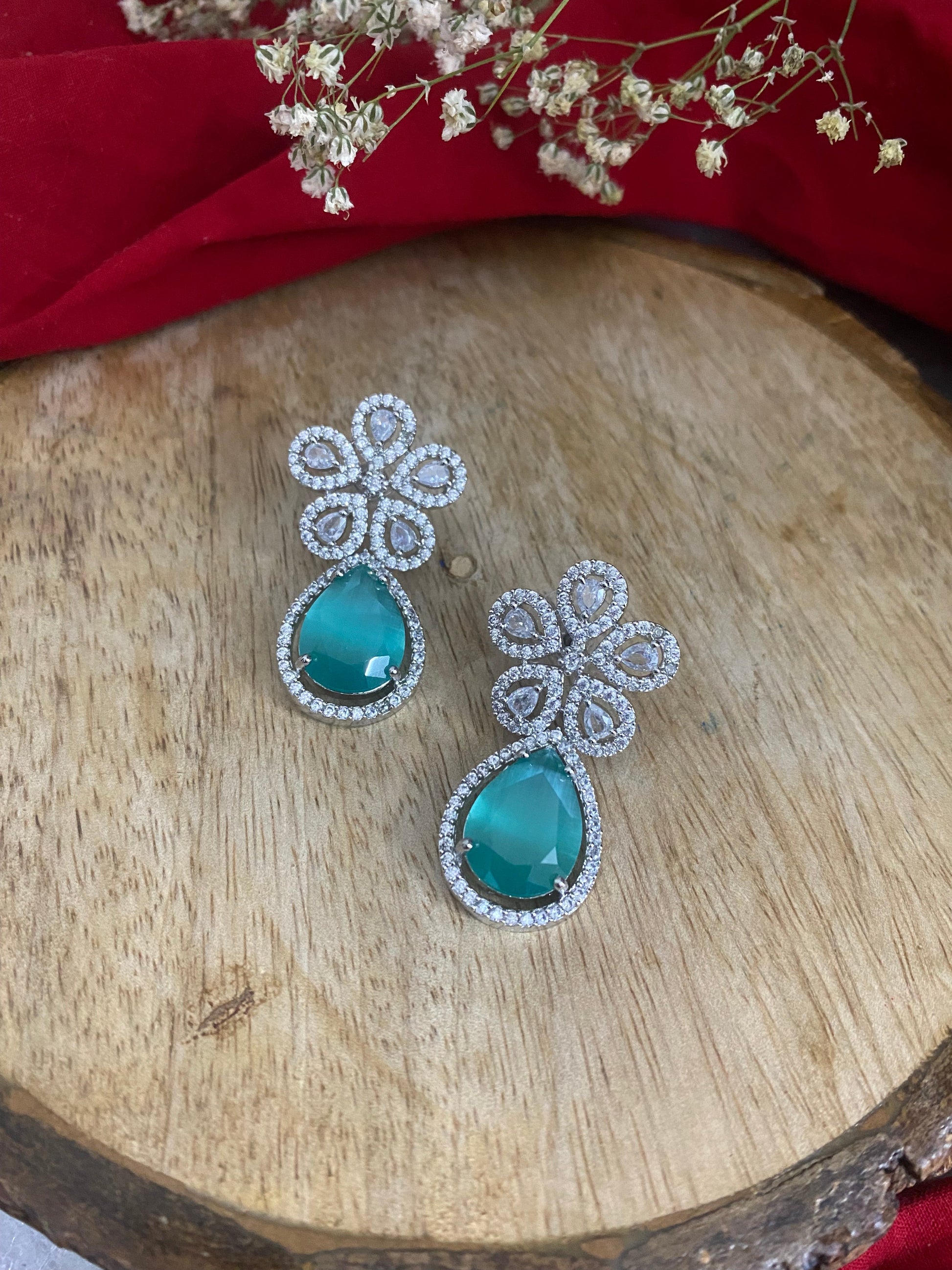 MILONI STUDS Gehnacollections