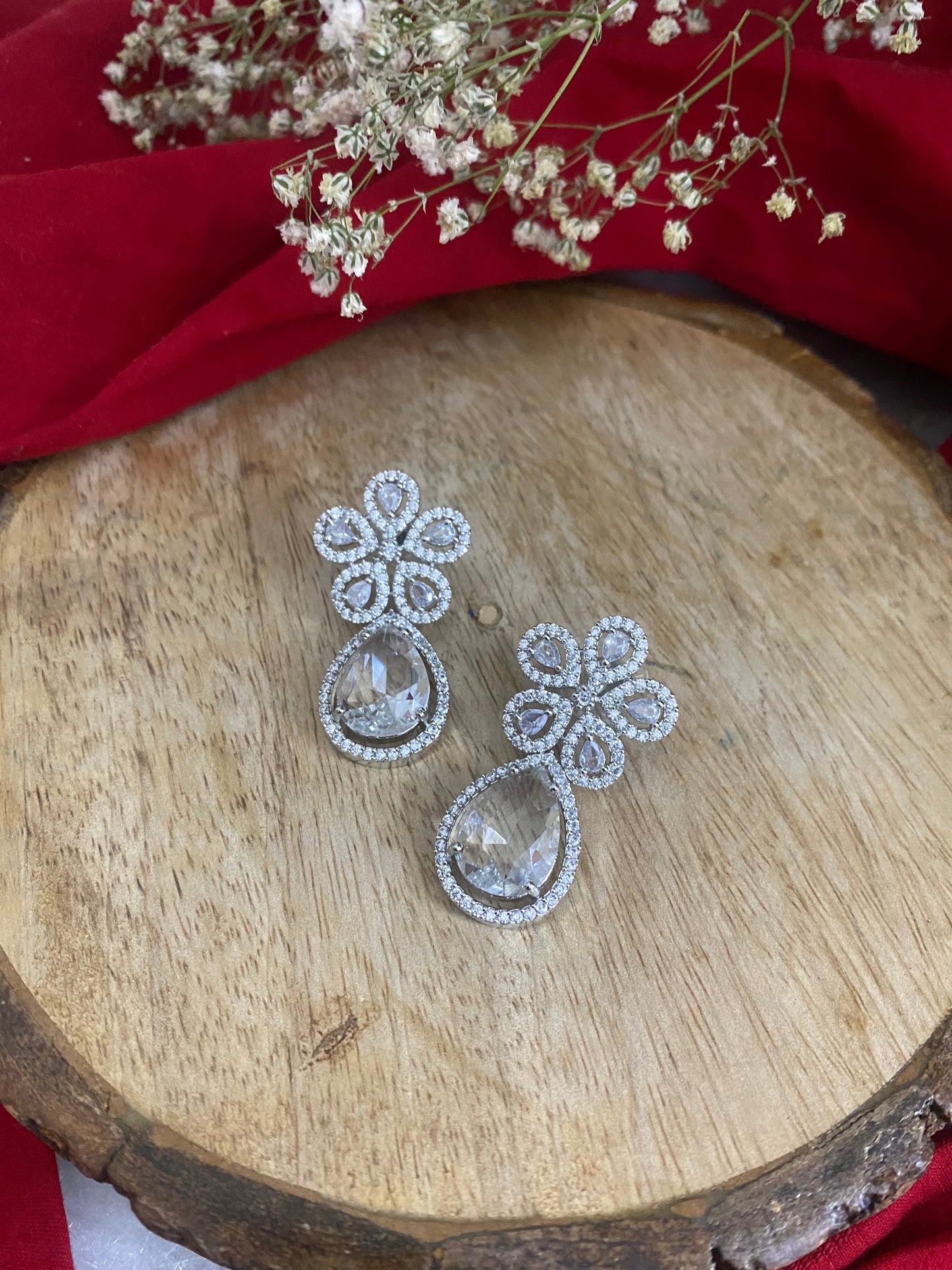 MILONI STUDS Gehnacollections