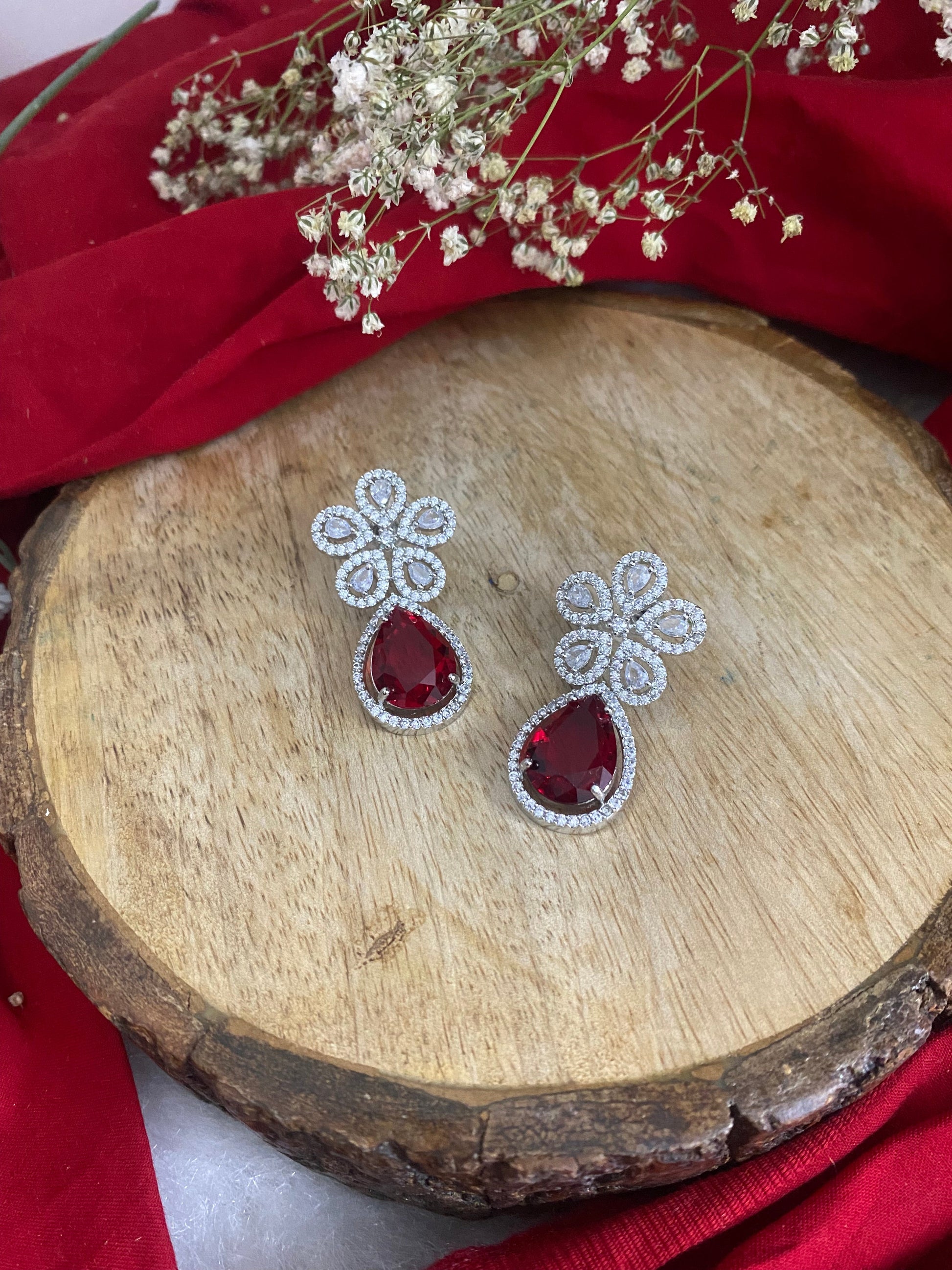 MILONI STUDS Gehnacollections