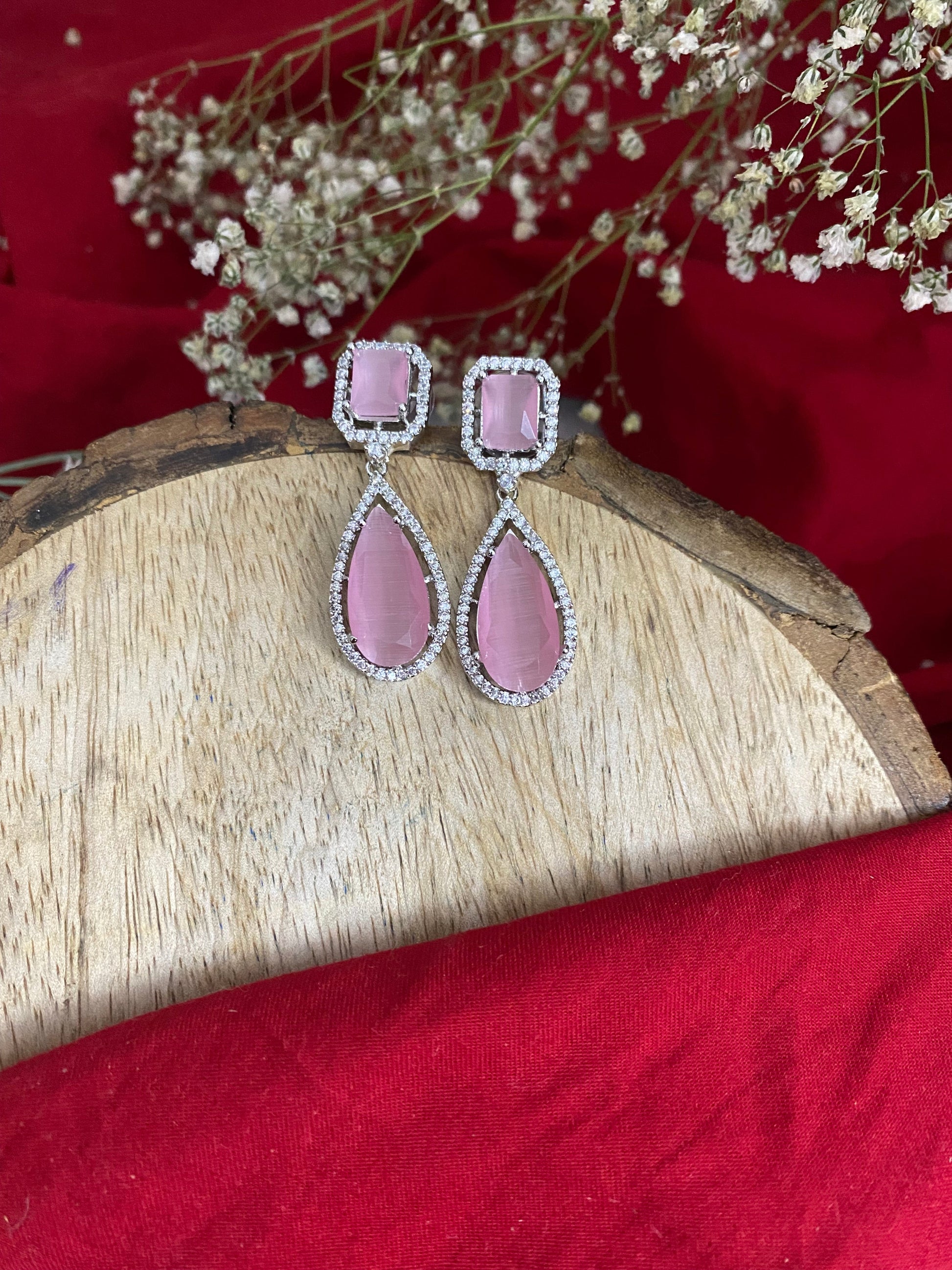 RONI AD DANGLERS Gehnacollections