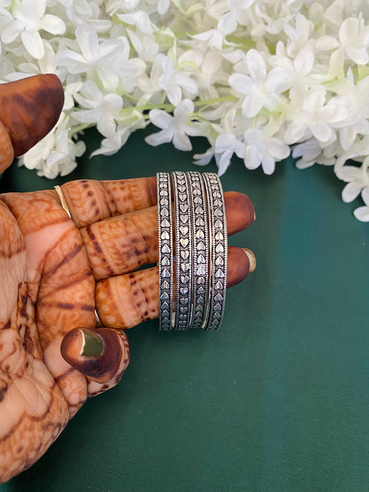 HEART BANGLES Gehnacollections