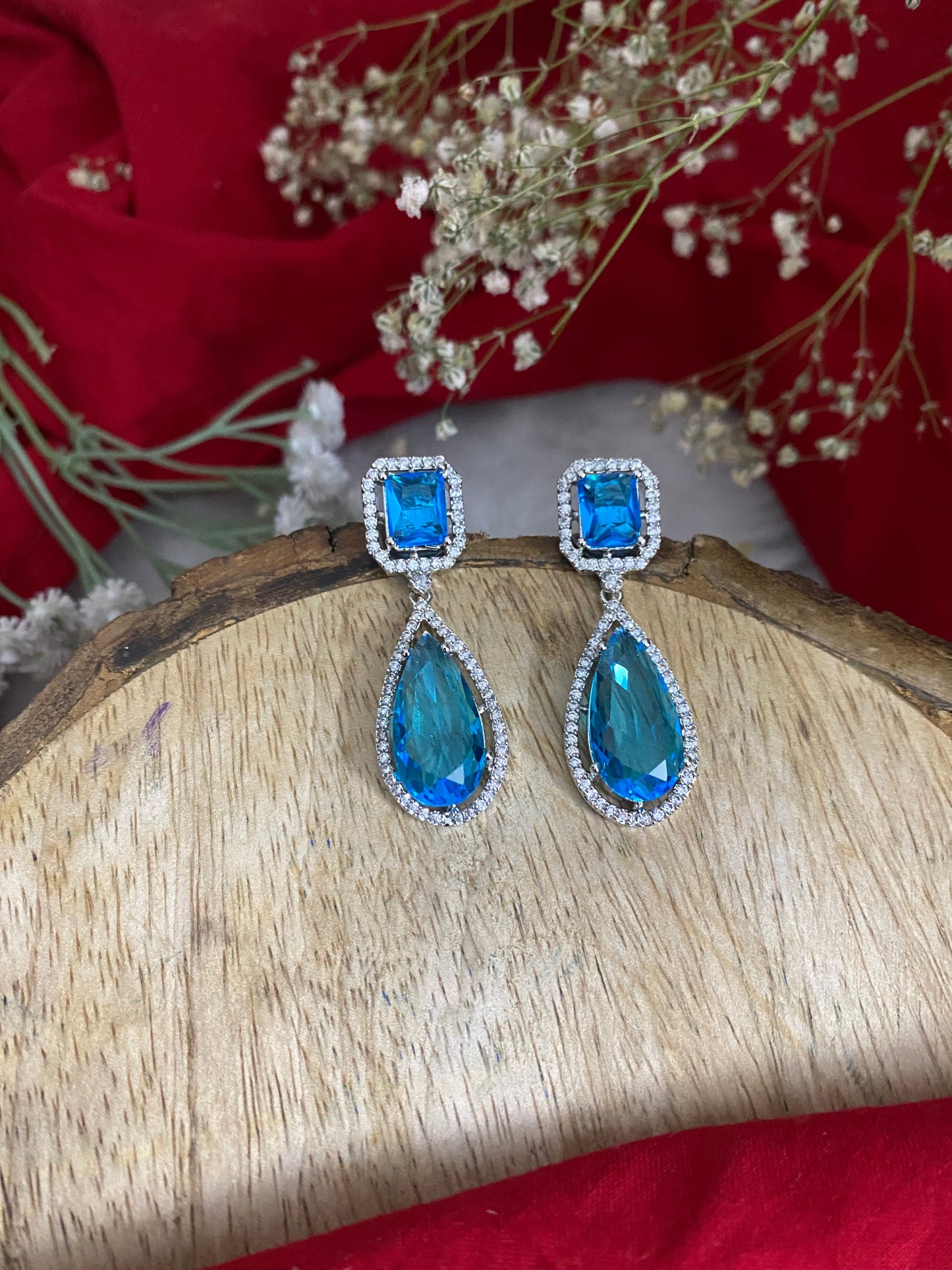 RONI AD DANGLERS Gehnacollections