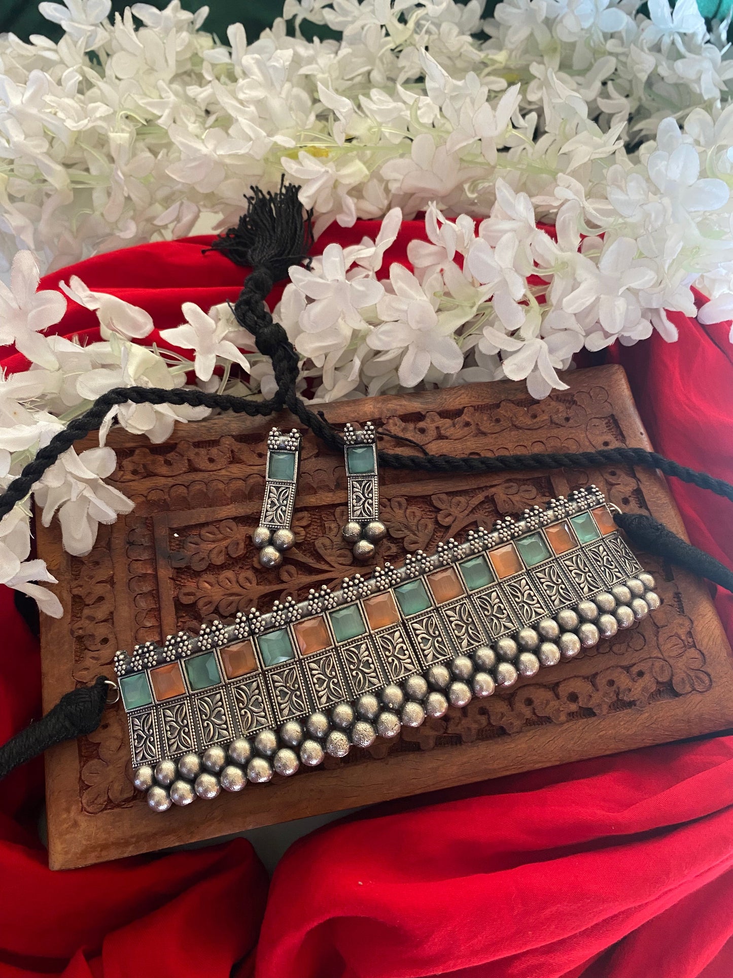 IDIKA CHOKER SET Gehnacollections