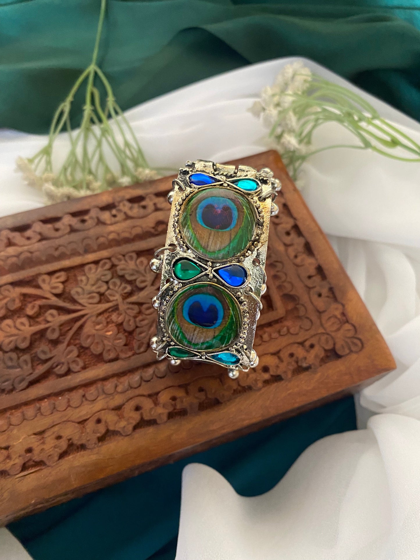 MOR PANKH KADA Gehnacollections