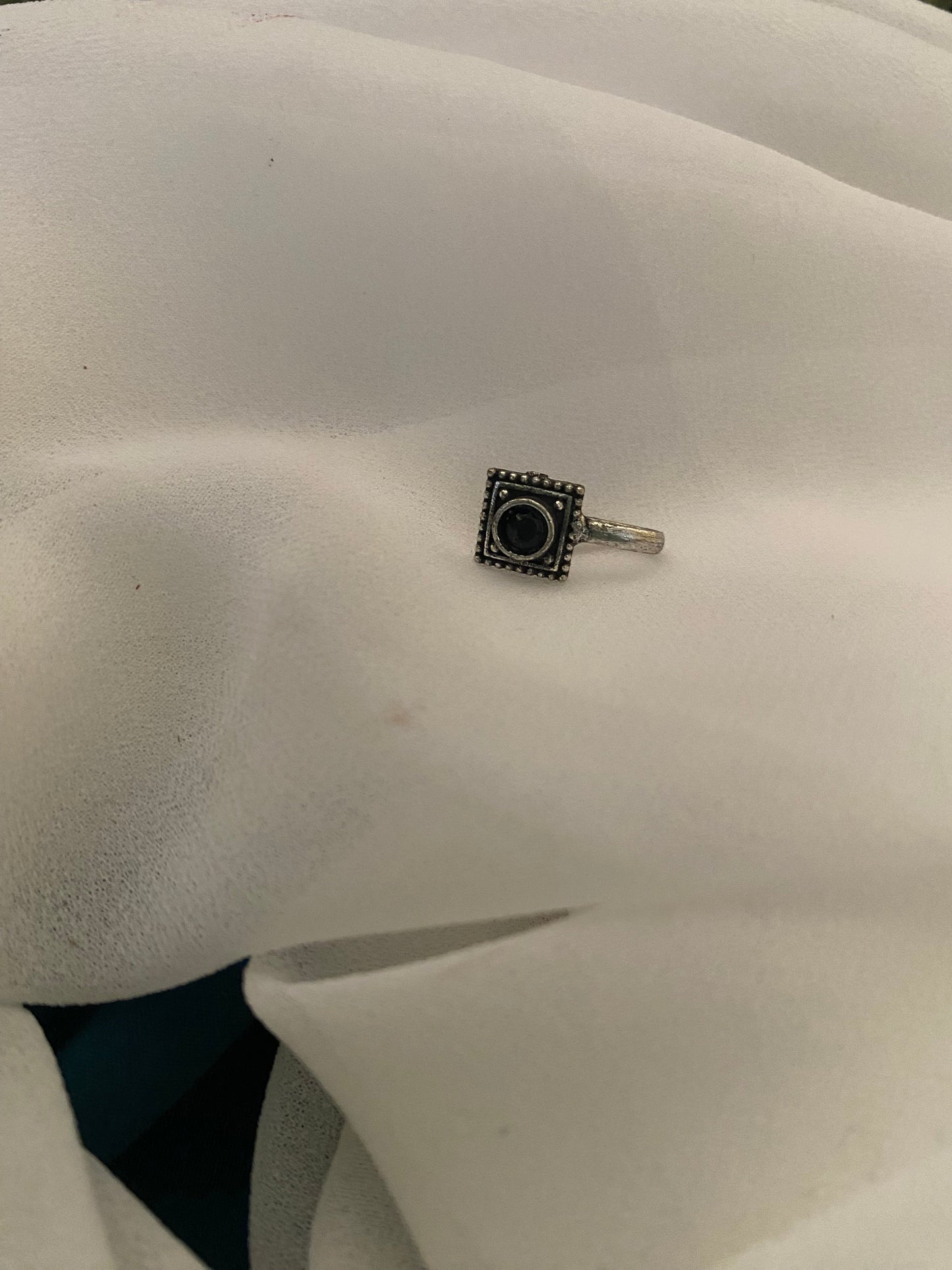 CLIP ON NOSEPIN Gehnacollections