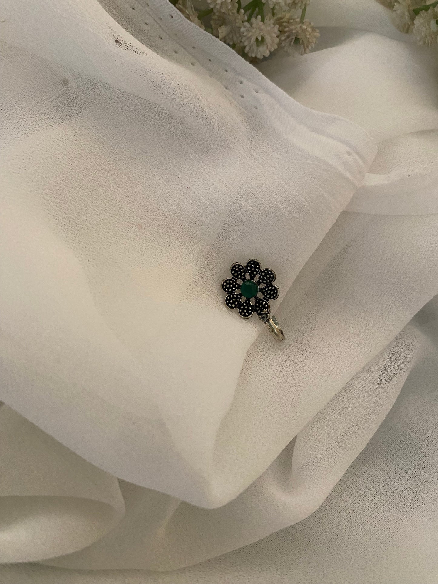 CLIP ON NOSEPIN Gehnacollections