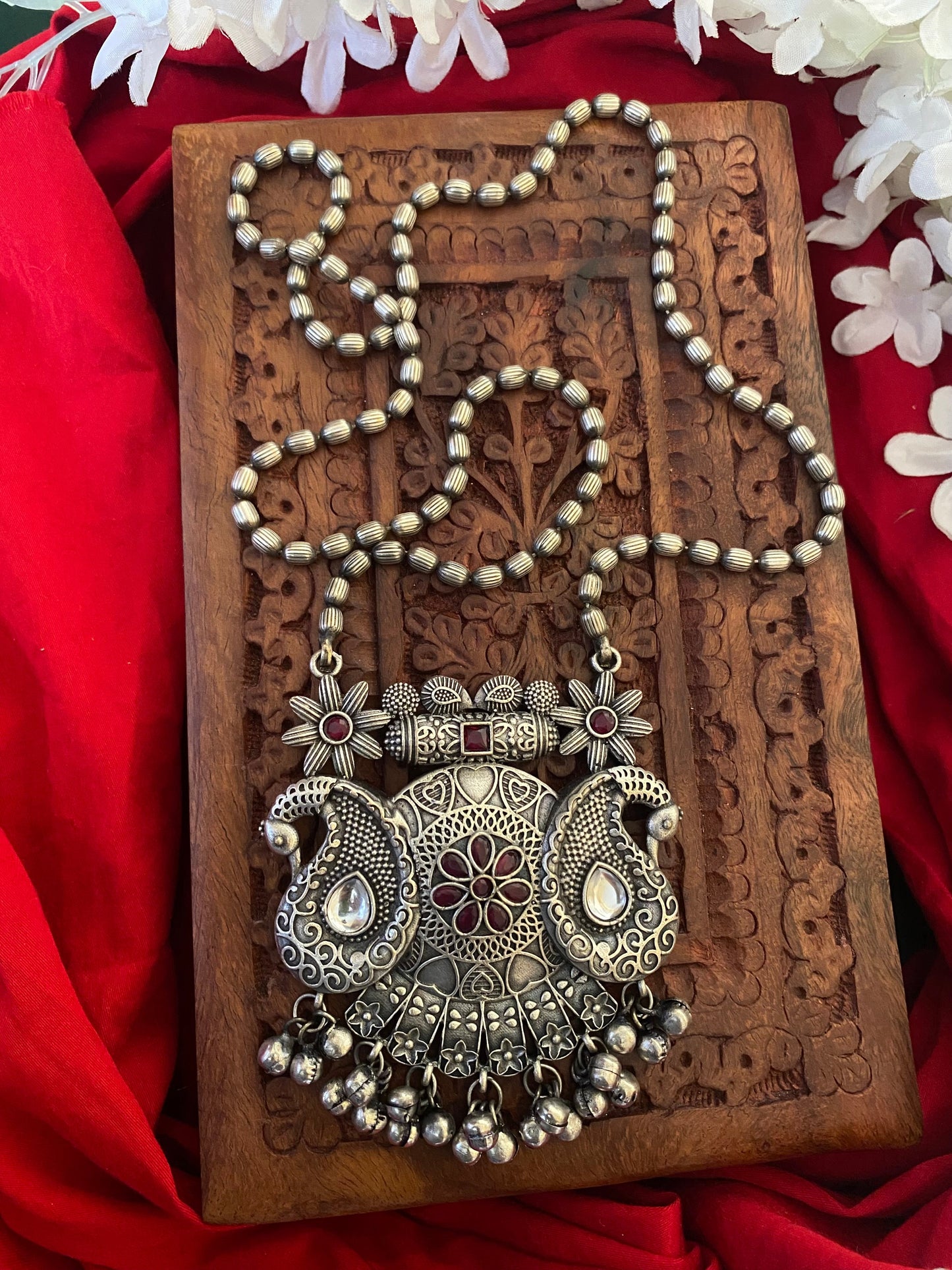 MAYUR LONG NECKLACE Gehnacollections