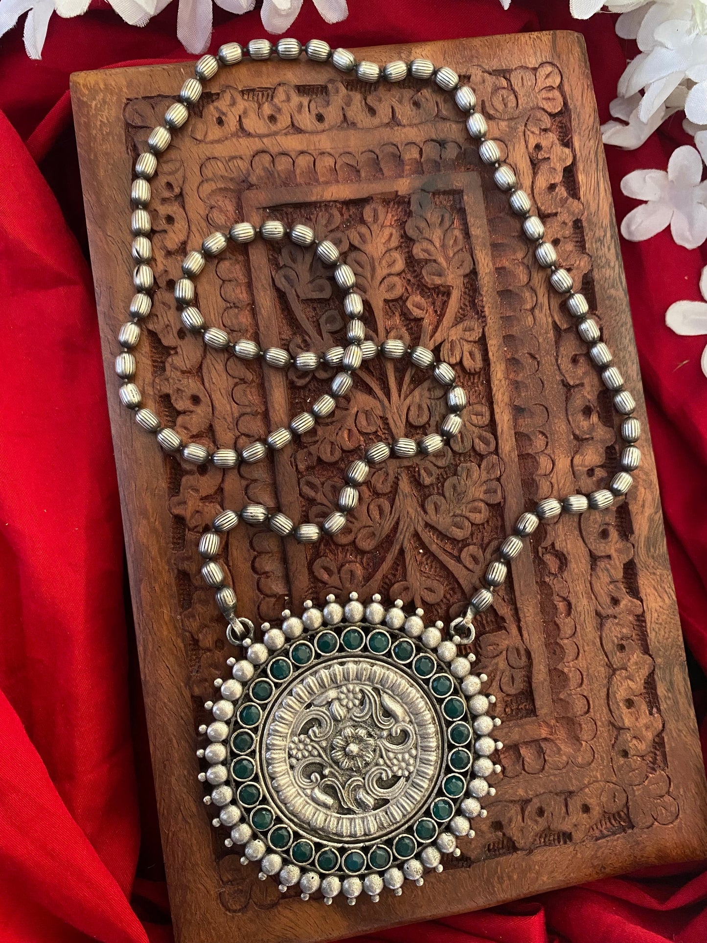 LATIKA LONG NECKLACE Gehnacollections