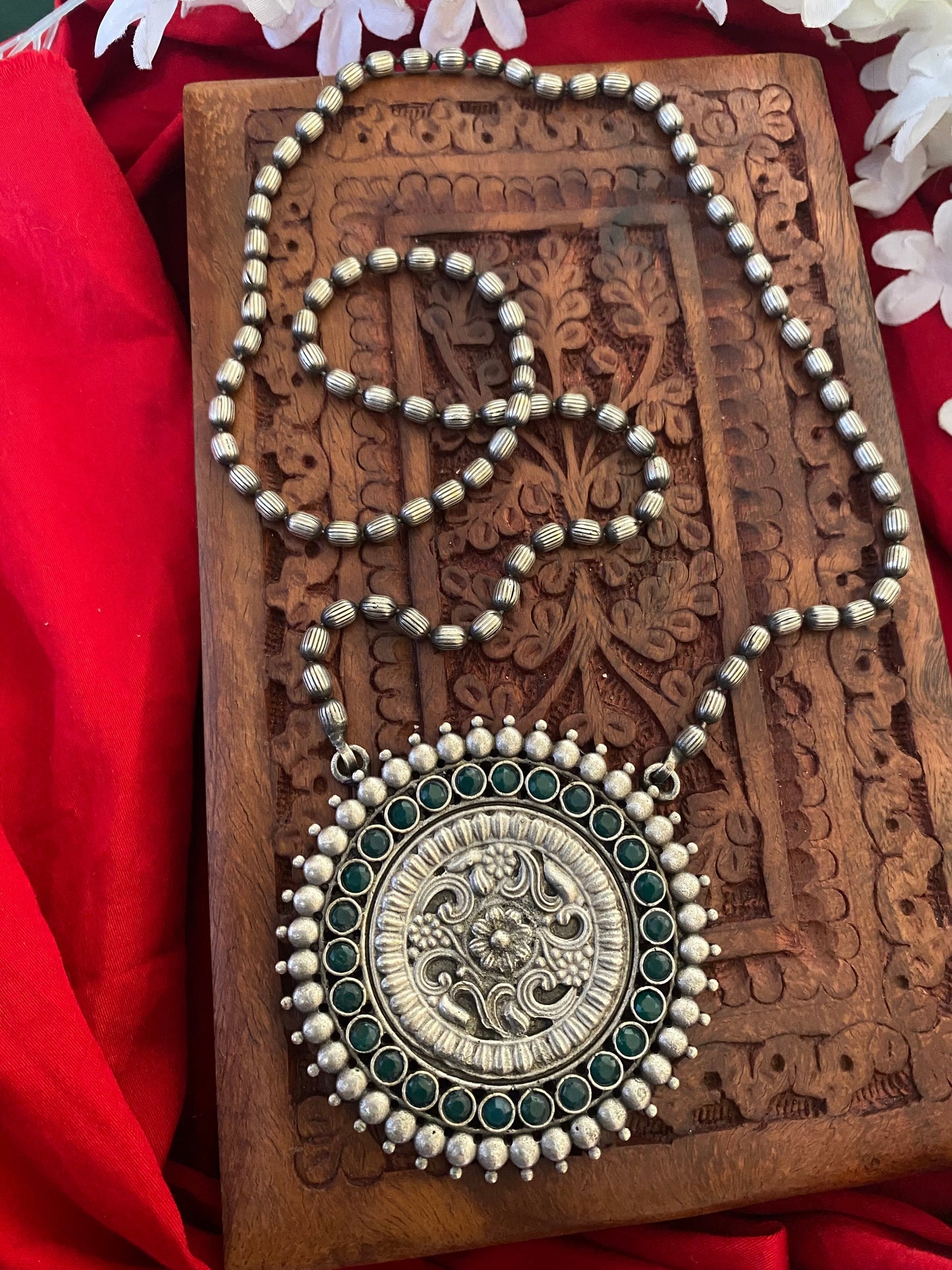 LATIKA LONG NECKLACE Gehnacollections