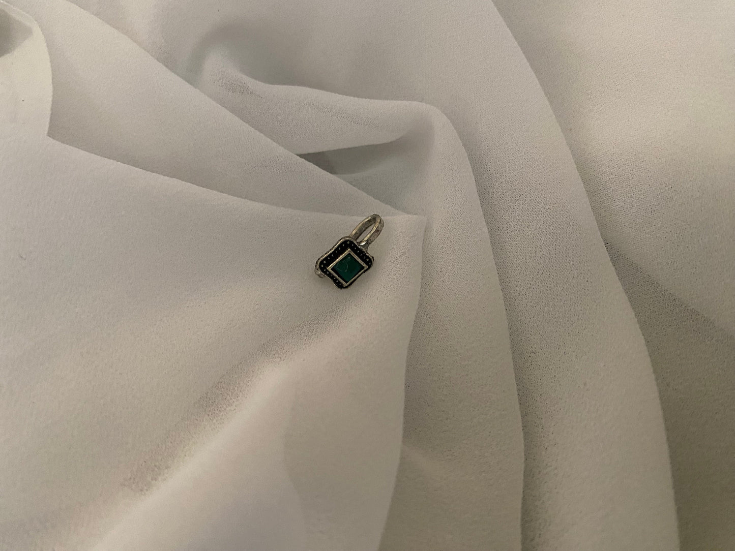 CLIP ON NOSEPIN Gehnacollections