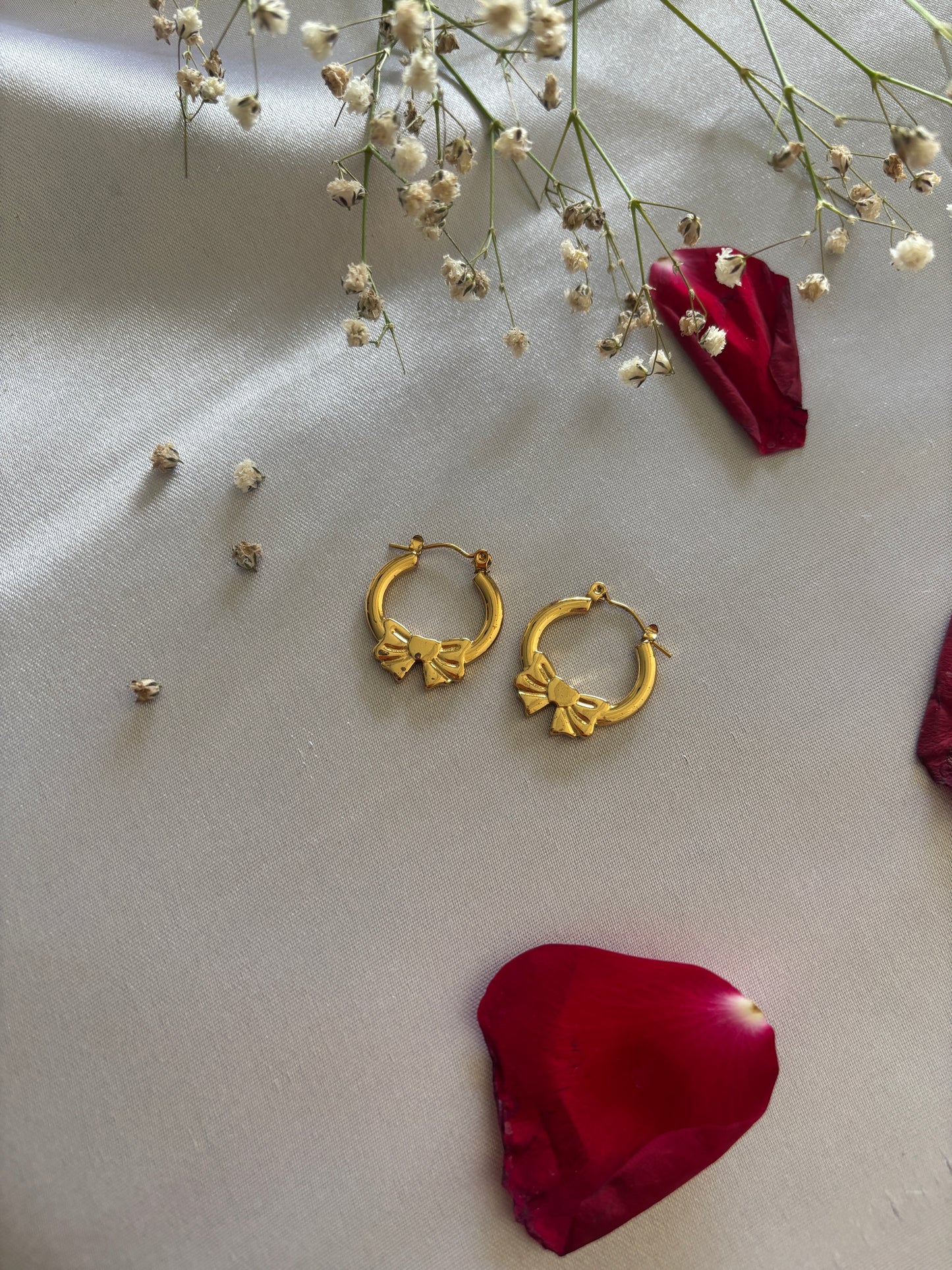 Bow Anti Tarnish Hoops Gehnacollections