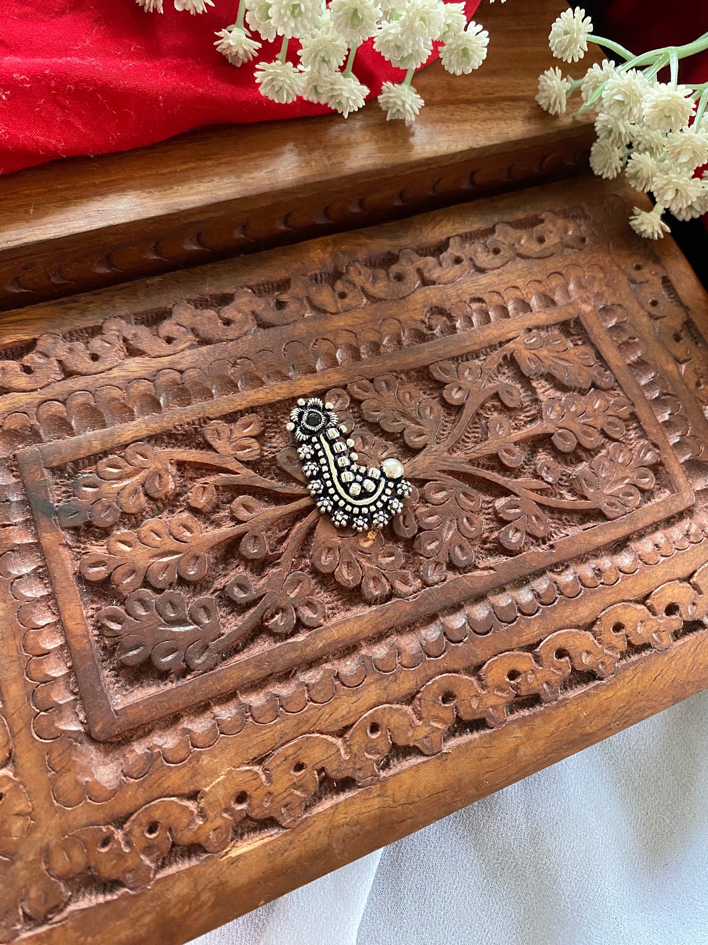 PRESS ON MARATHI NATH Gehnacollections