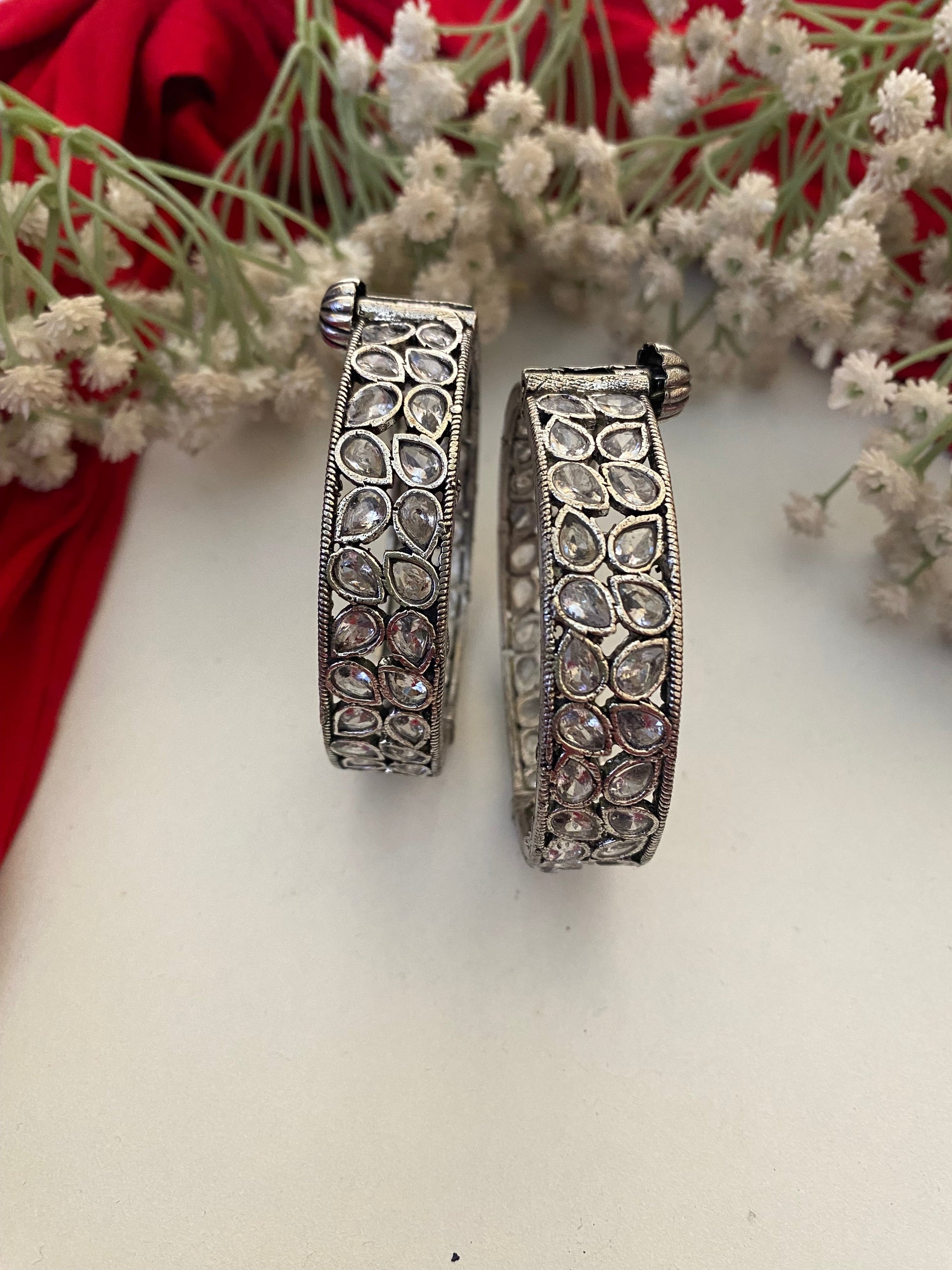 ASHIKA STONE KADA Gehnacollections