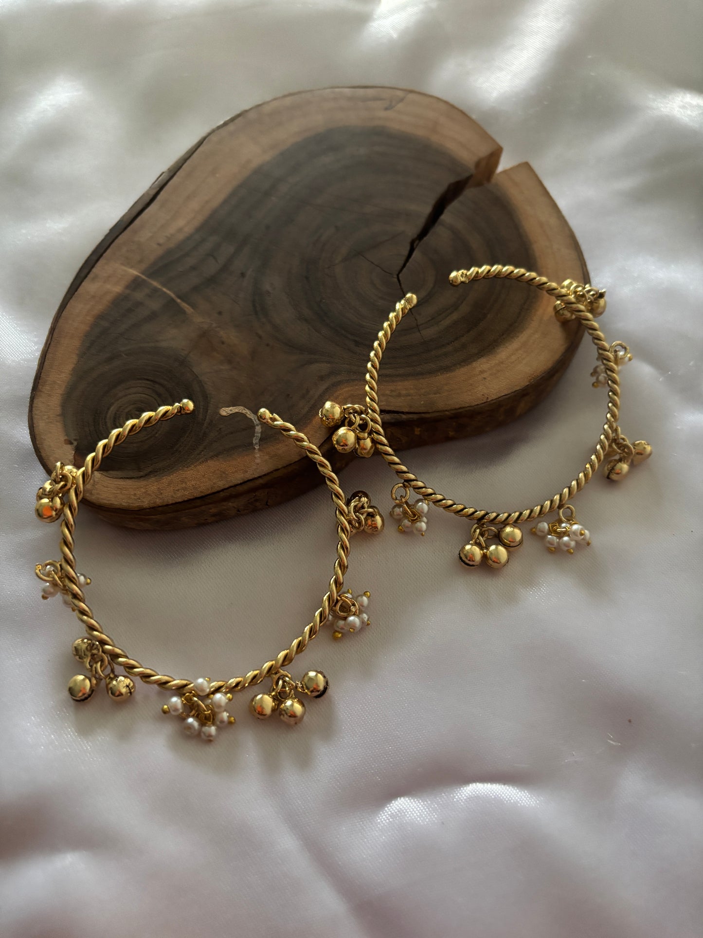 Ghunghroo and pearl bangles Gehnacollections