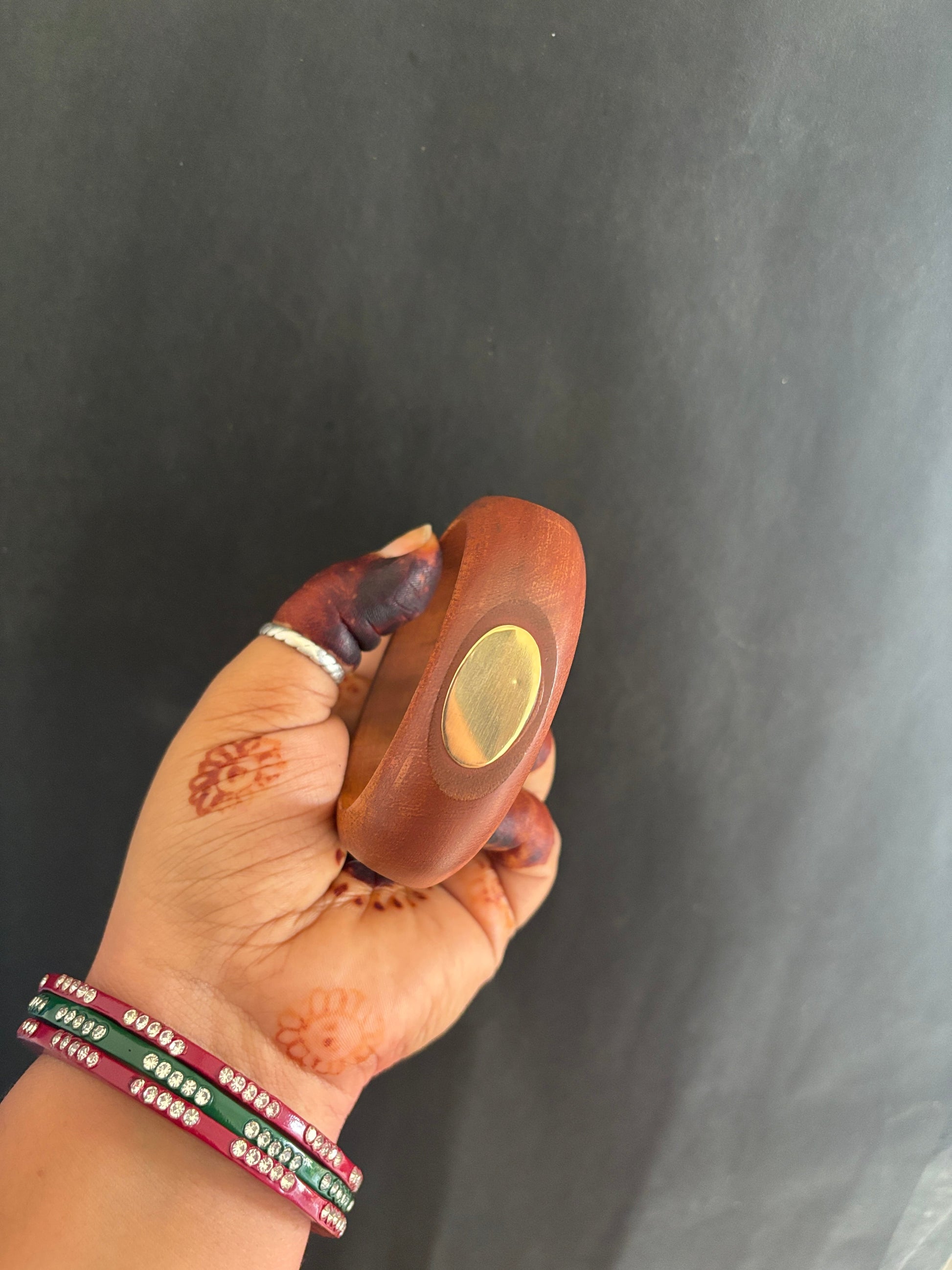 WOODEN KADA Gehnacollections