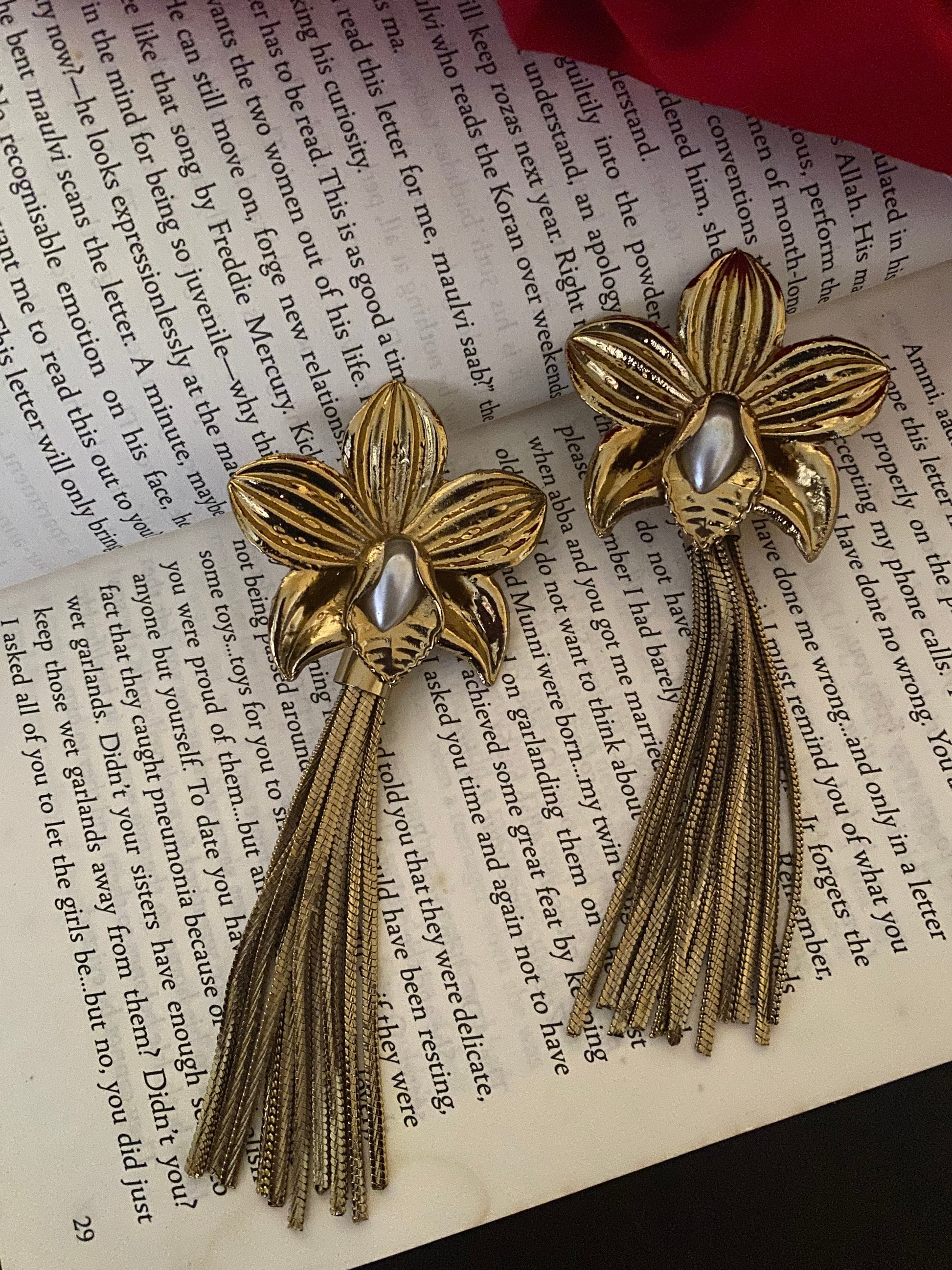 KIYANA EARRINGS Gehnacollections