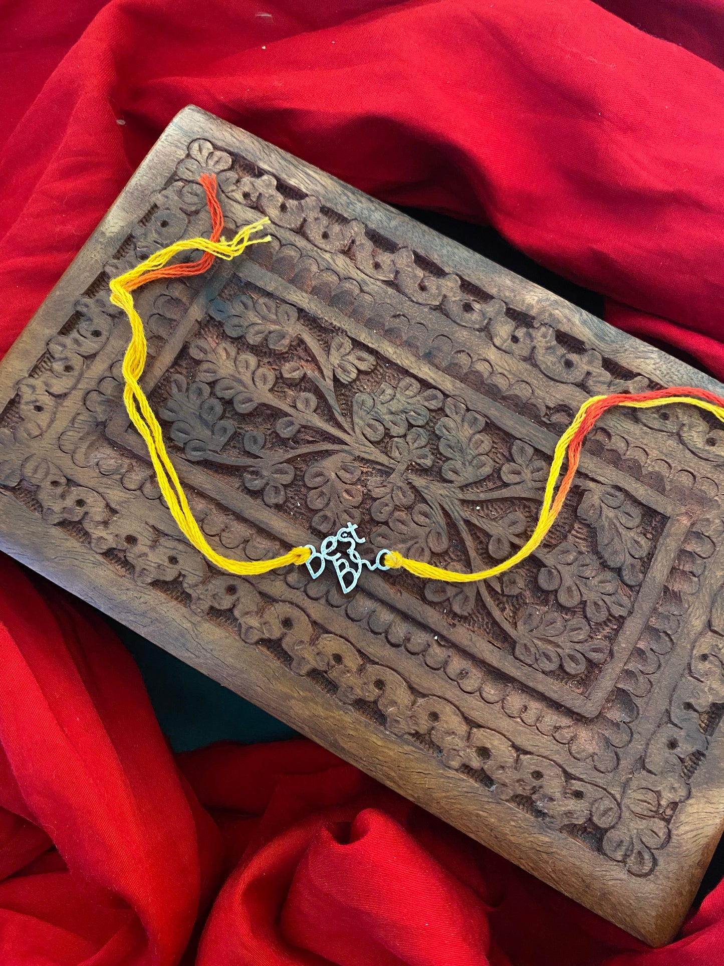 RAKHI Gehnacollections