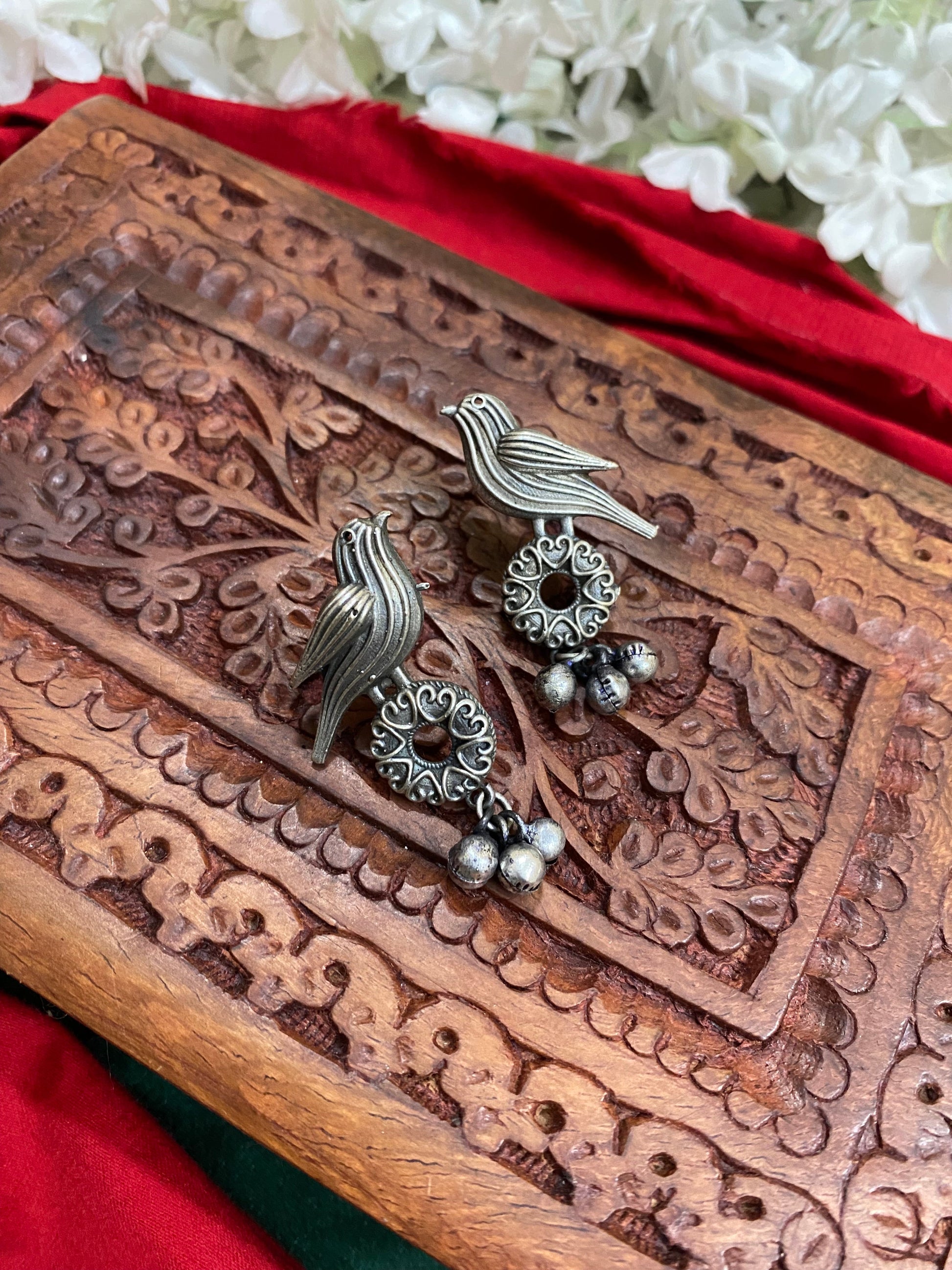 PAKHI STUDS Gehnacollections