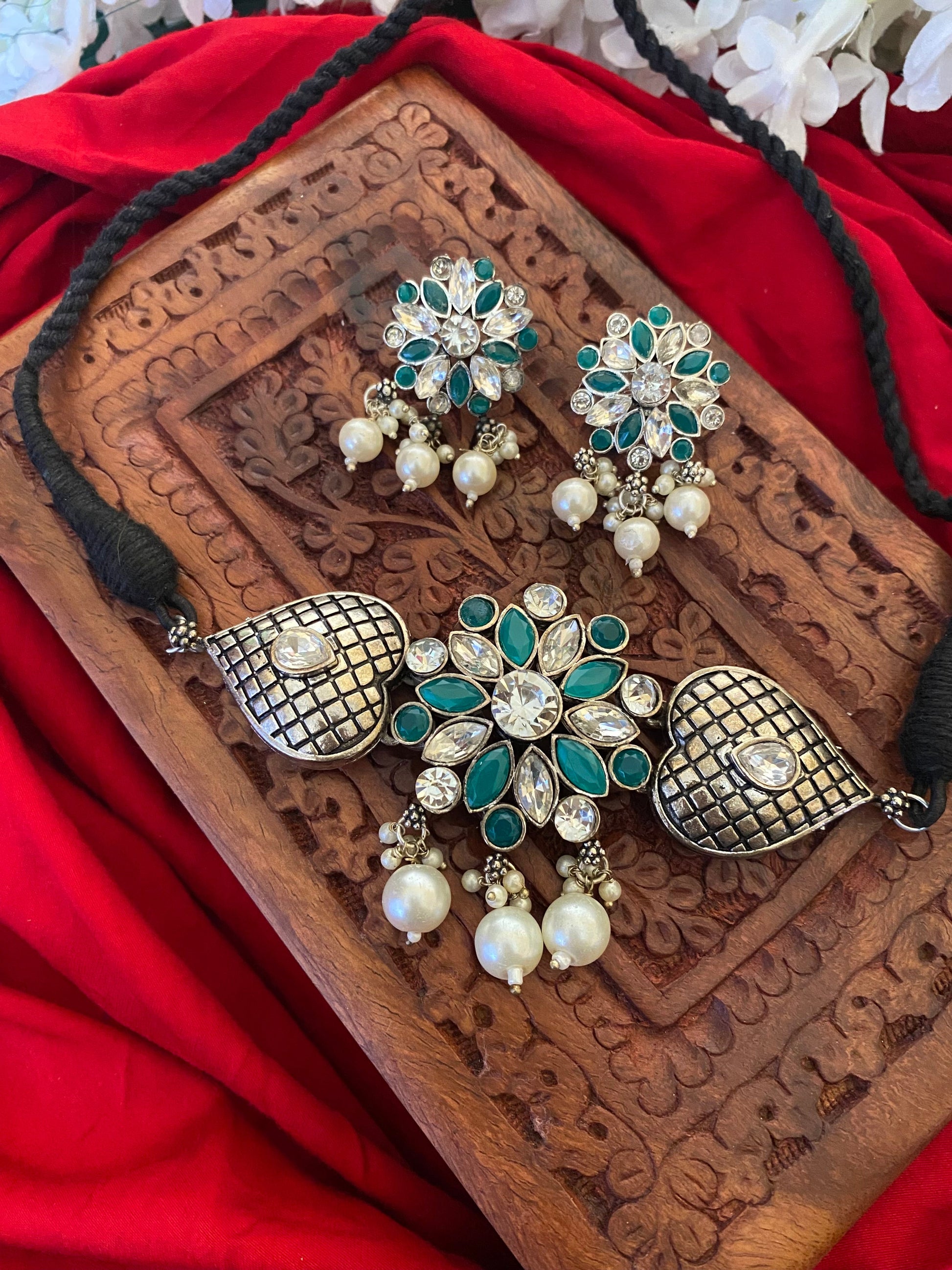 PRIYA CHOKER SET Gehnacollections