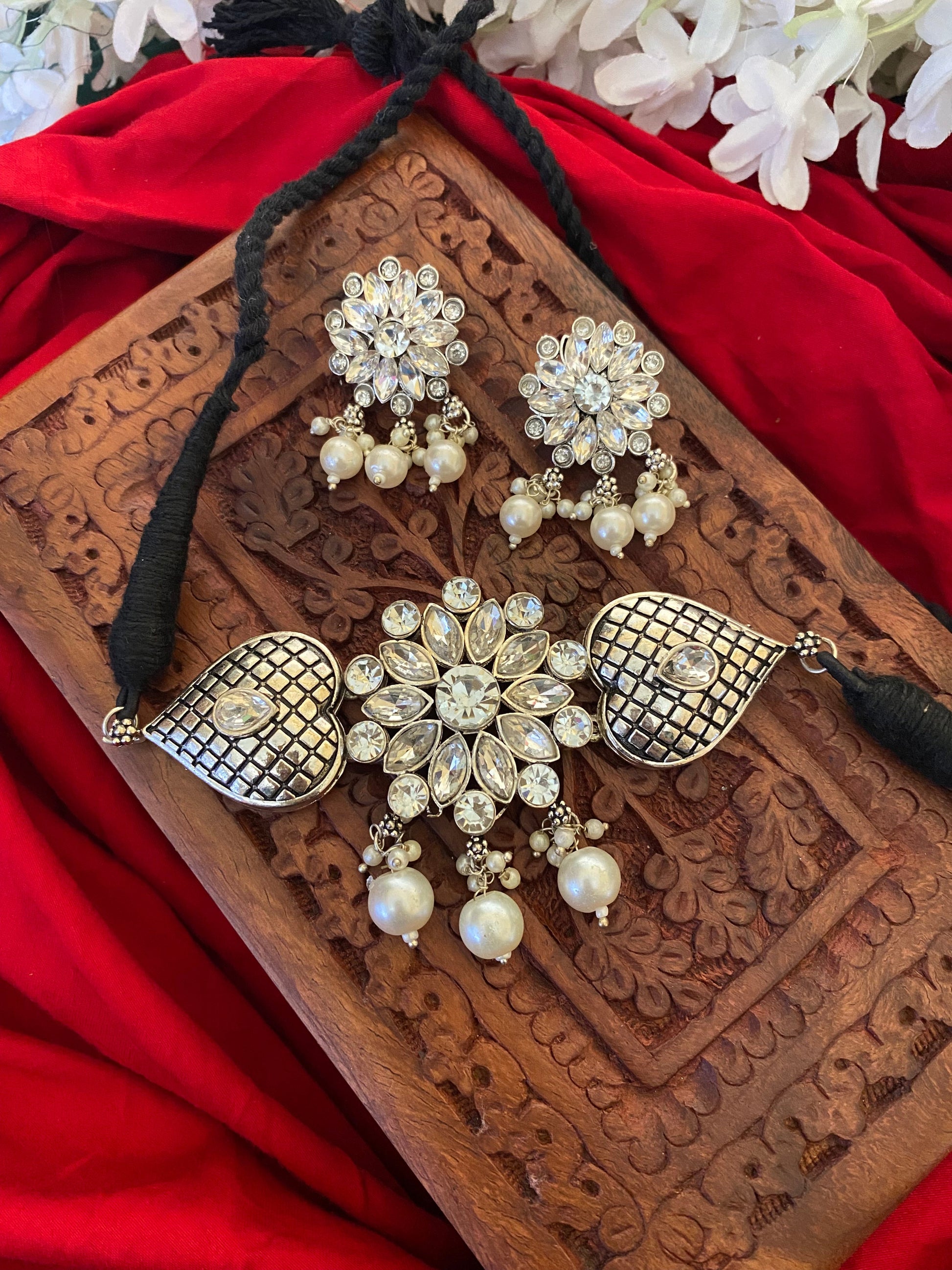 PRIYA CHOKER SET Gehnacollections