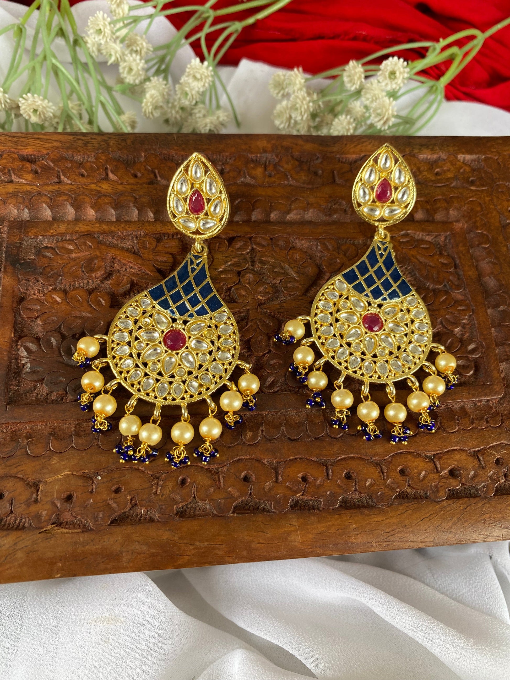 RUANSHI CHANDBALI Gehnacollections