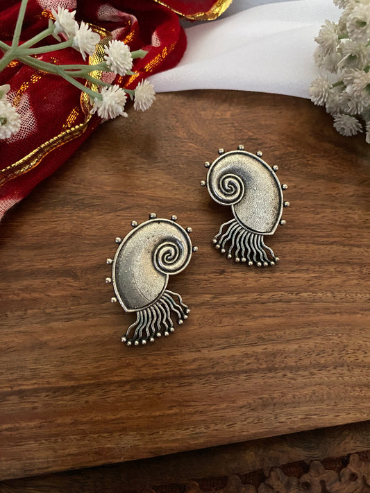 SNAIL STUDS Gehnacollections