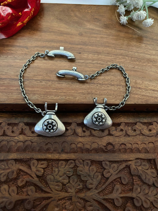 TELEPHONE STUDS Gehnacollections