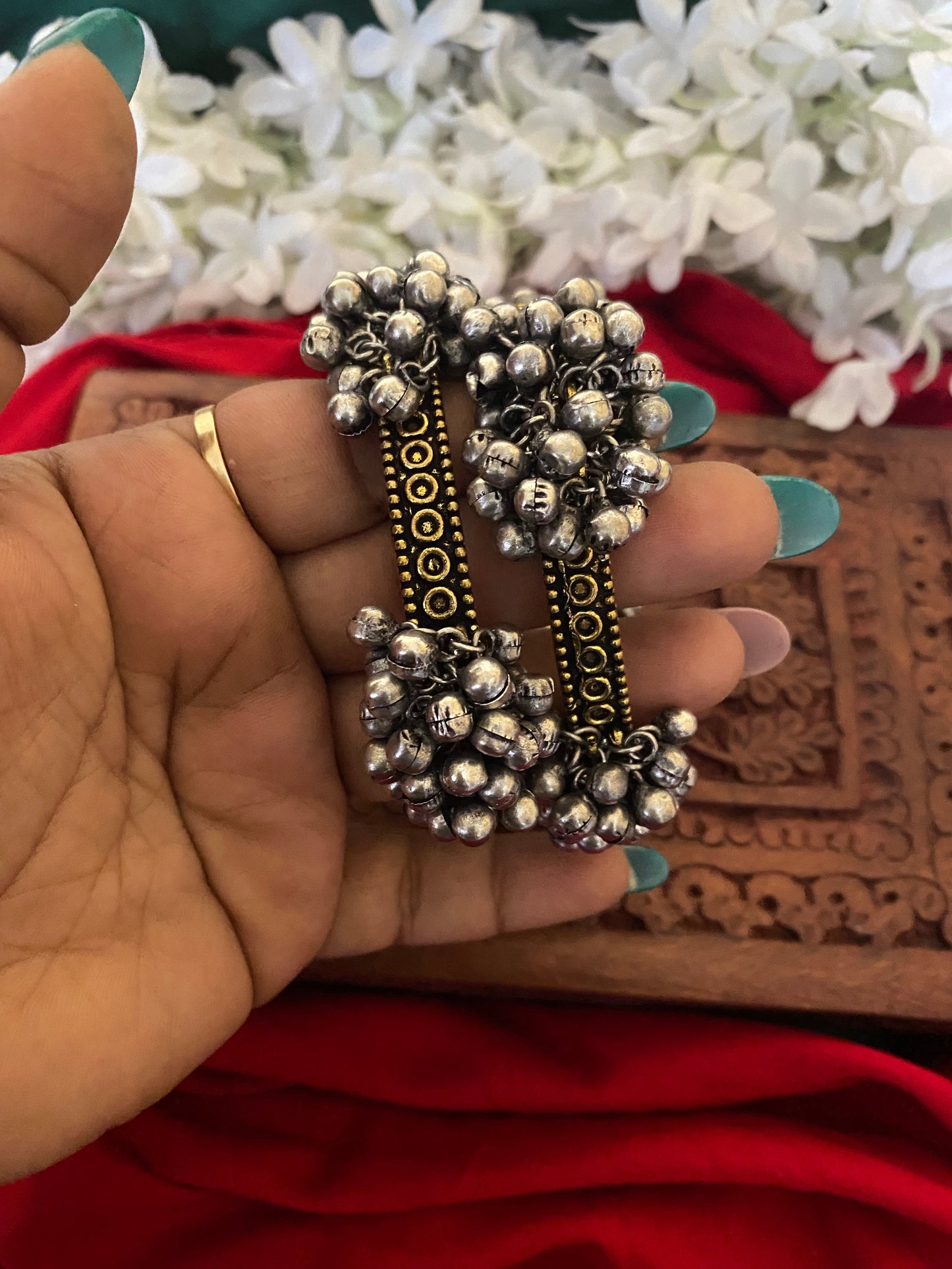 HINA DUAL TONE GHUNGHROO KADA Gehnacollections