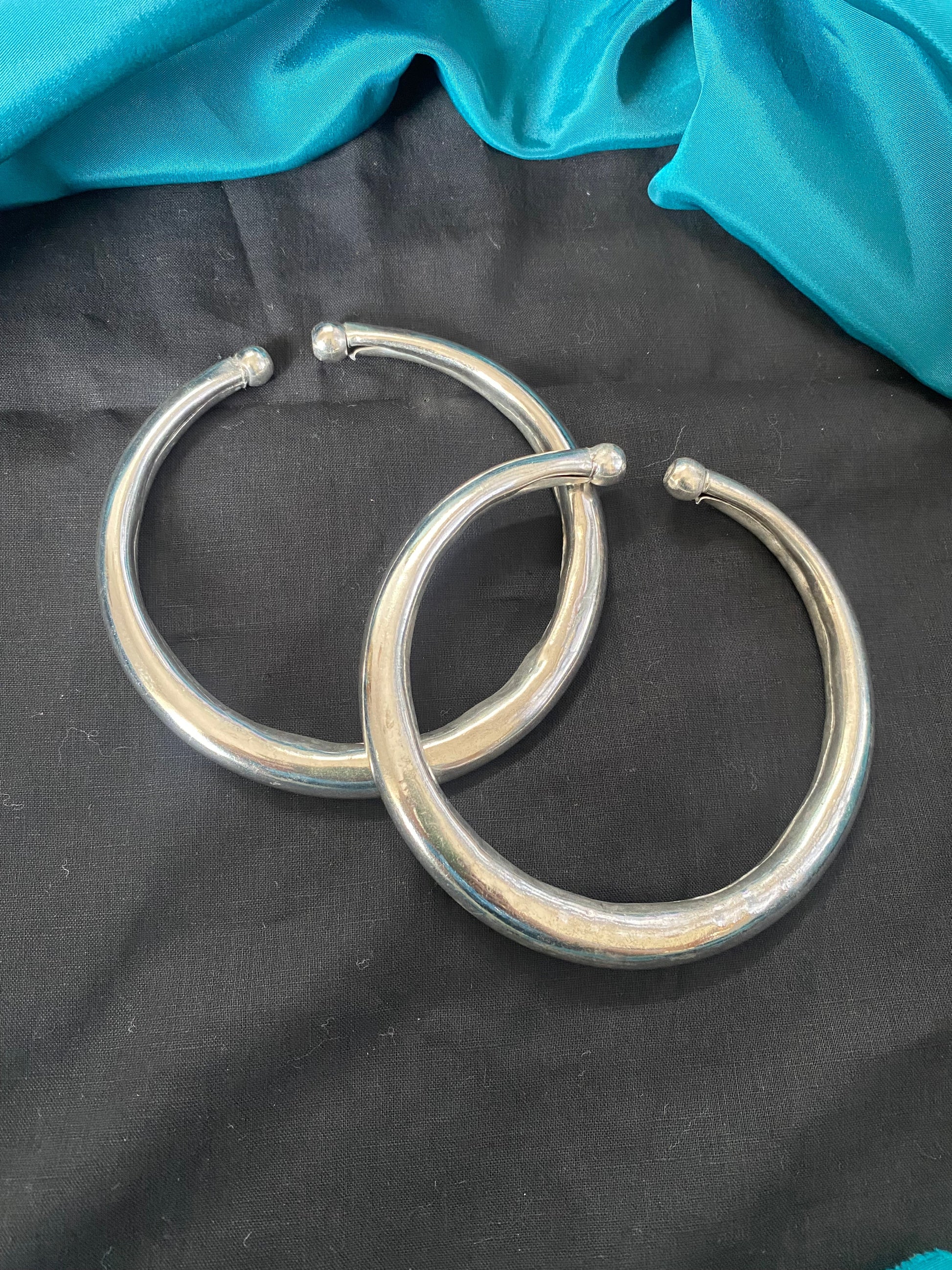 LEG KADA Gehnacollections