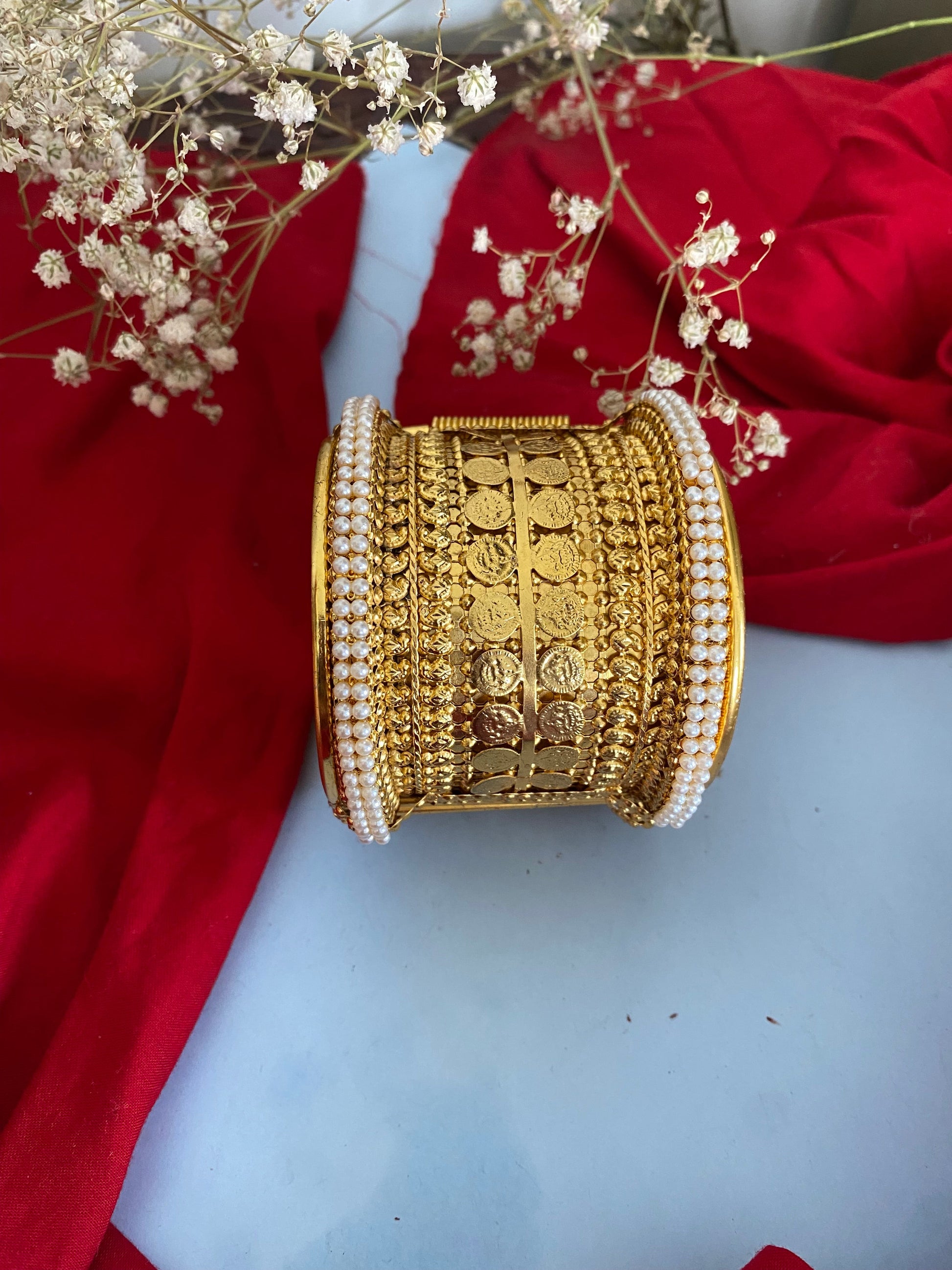 GINNI GOLDEN KADA Gehnacollections