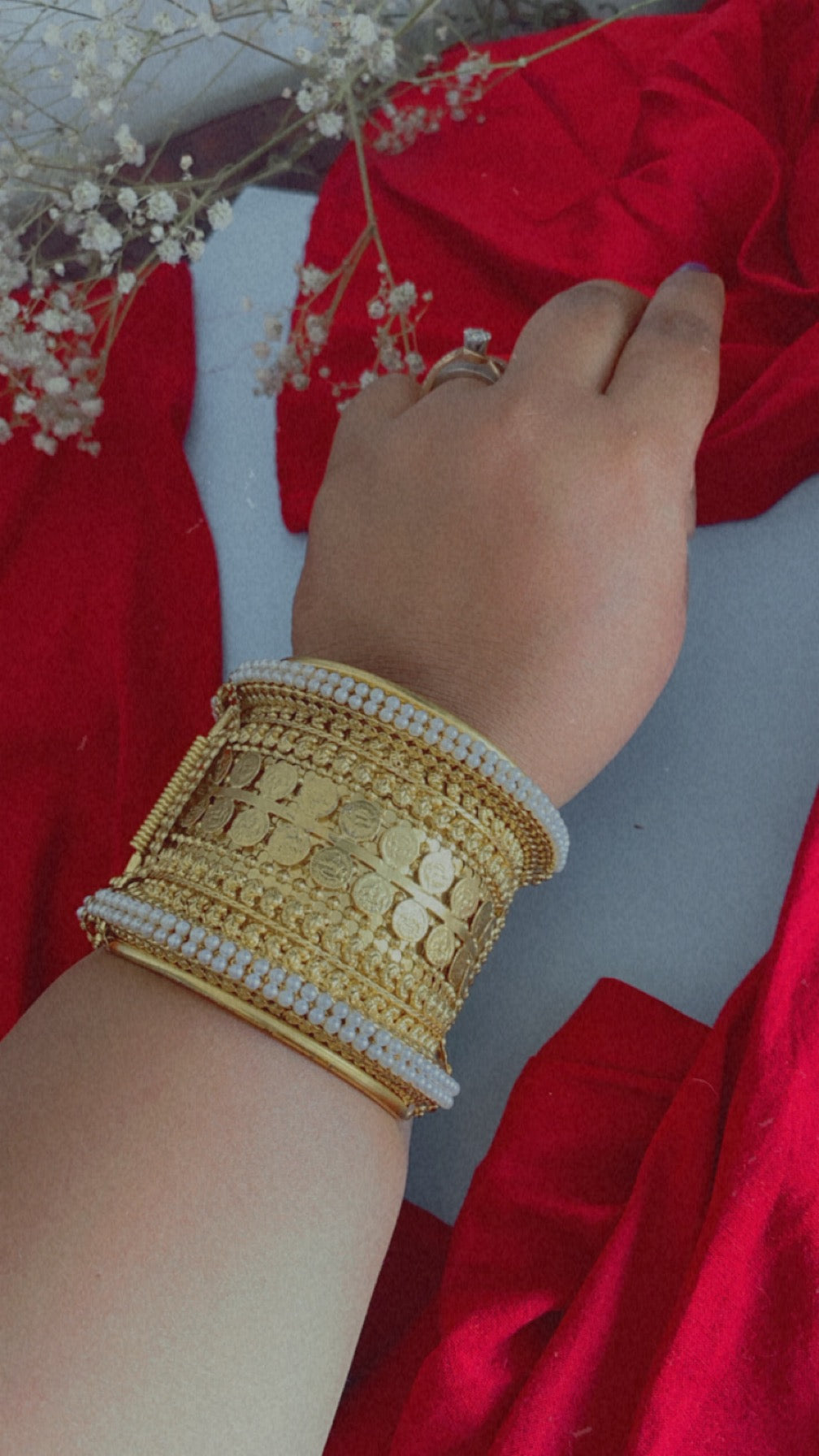 GINNI GOLDEN KADA Gehnacollections