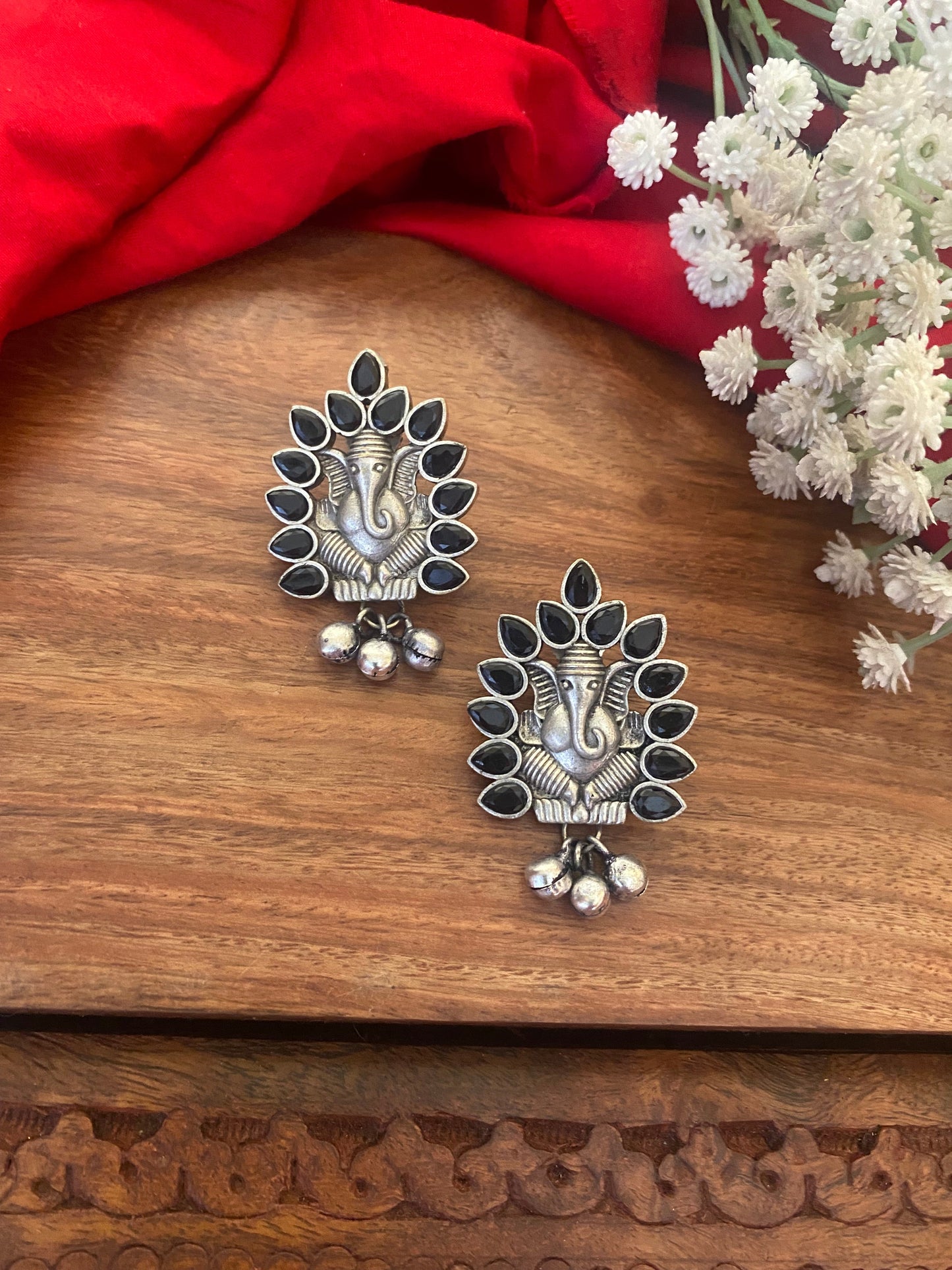 GANNU JI STONE STUDS Gehnacollections