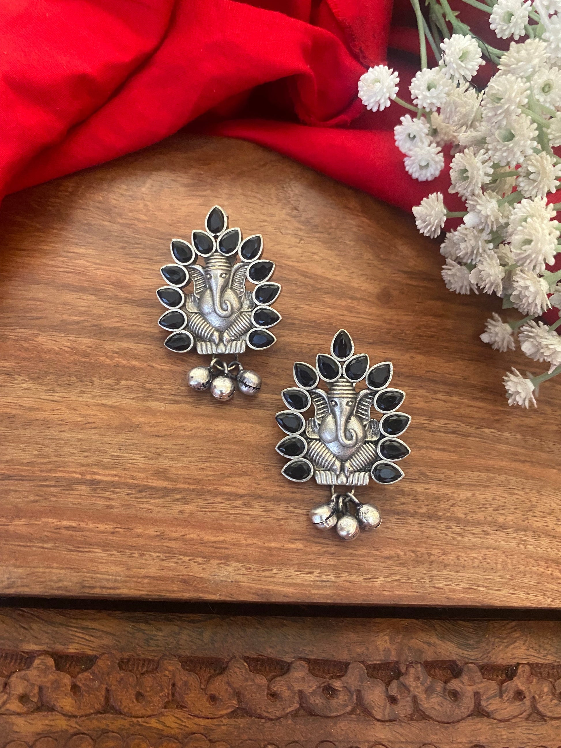 GANNU JI STONE STUDS Gehnacollections