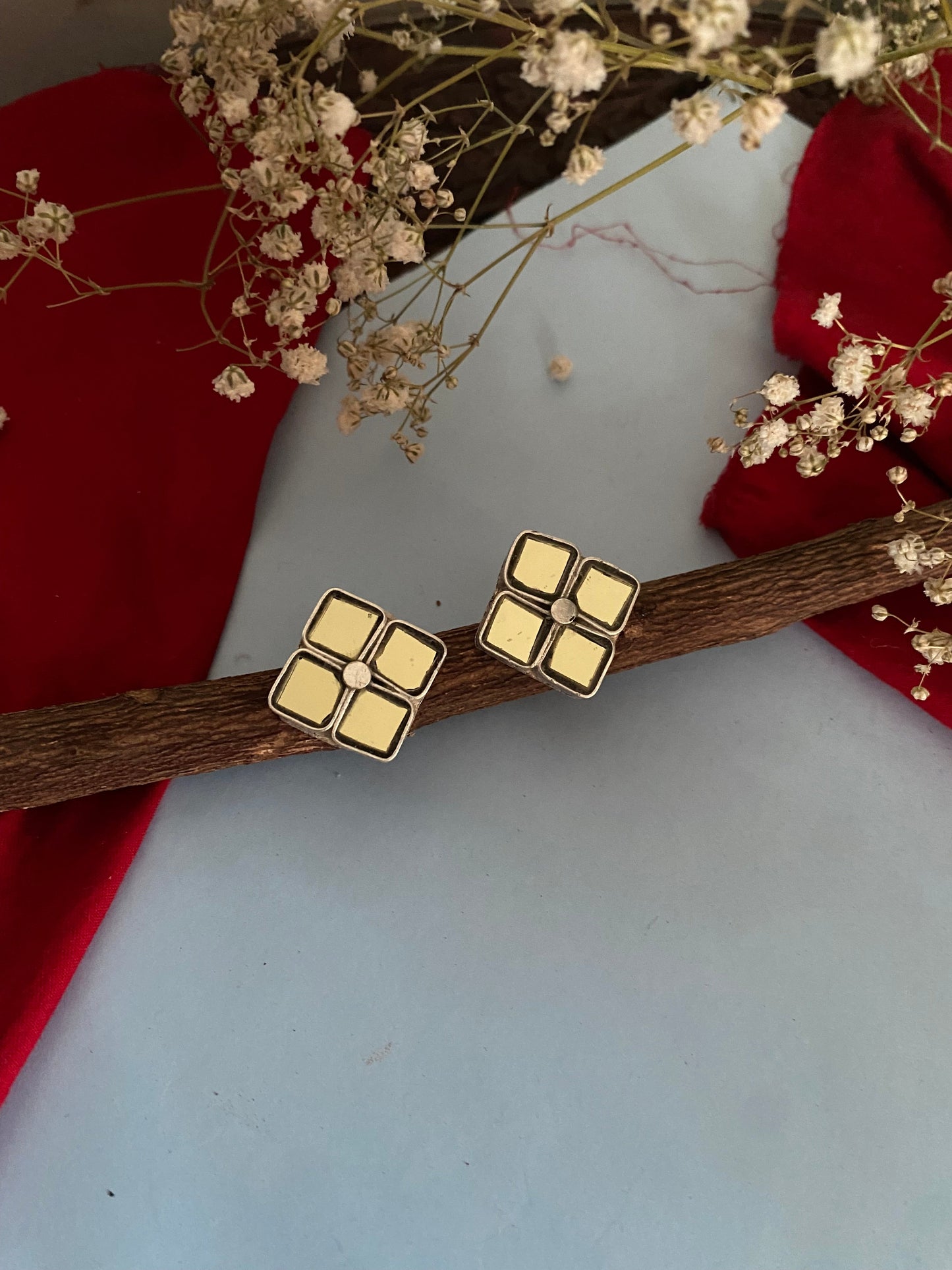 KAANCH STUDS Gehnacollections