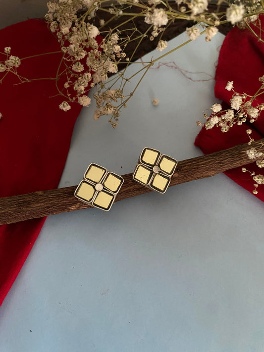 KAANCH STUDS Gehnacollections