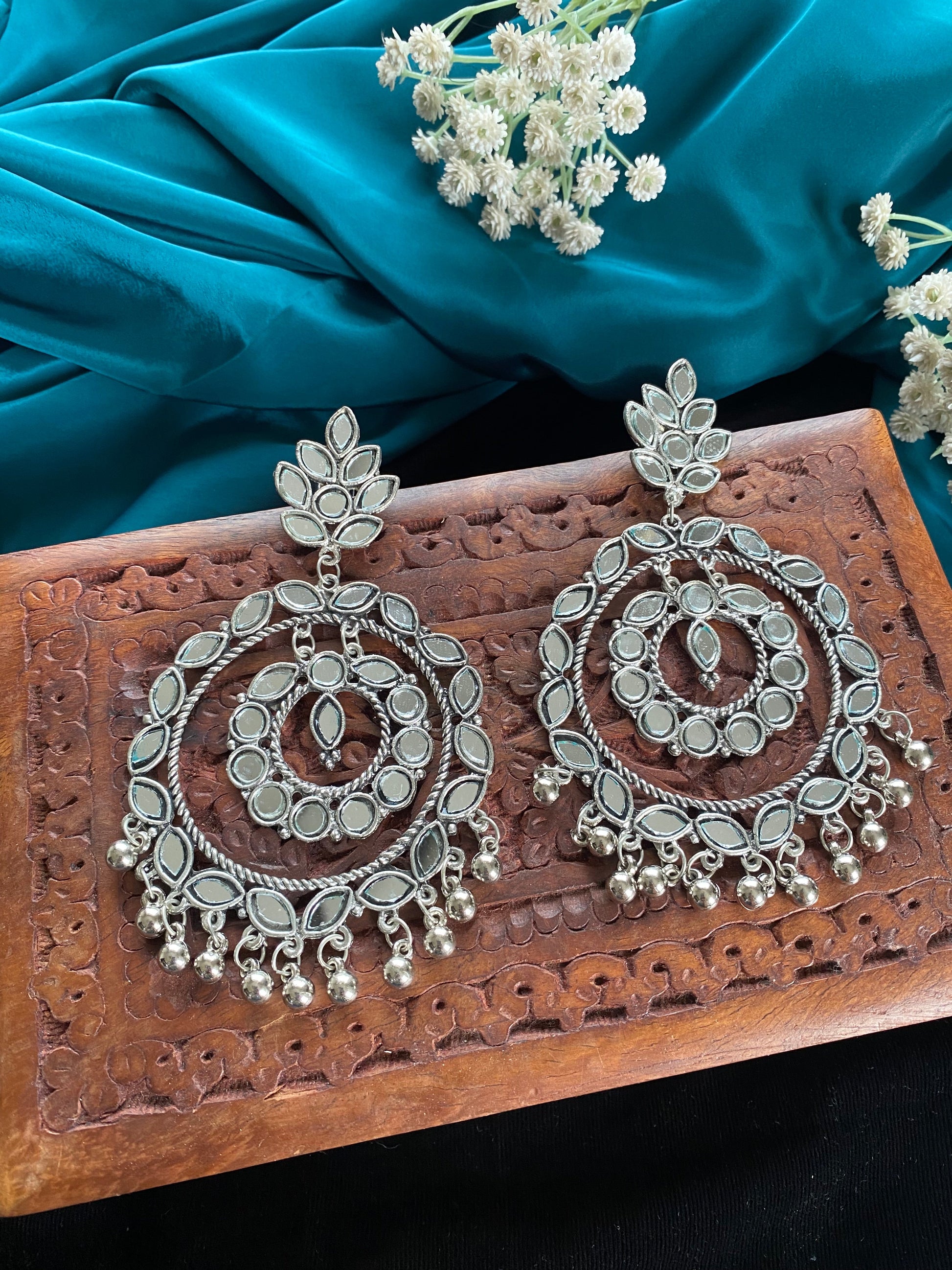 Romina Seesh Chandbali Gehnacollections