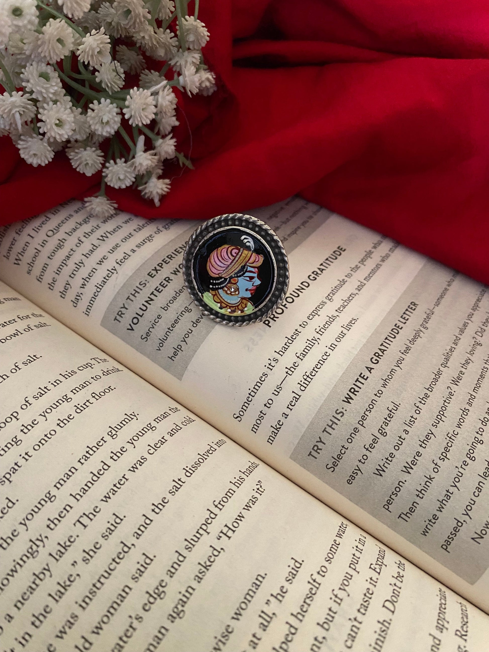 Hand painted Ring Gehnacollections