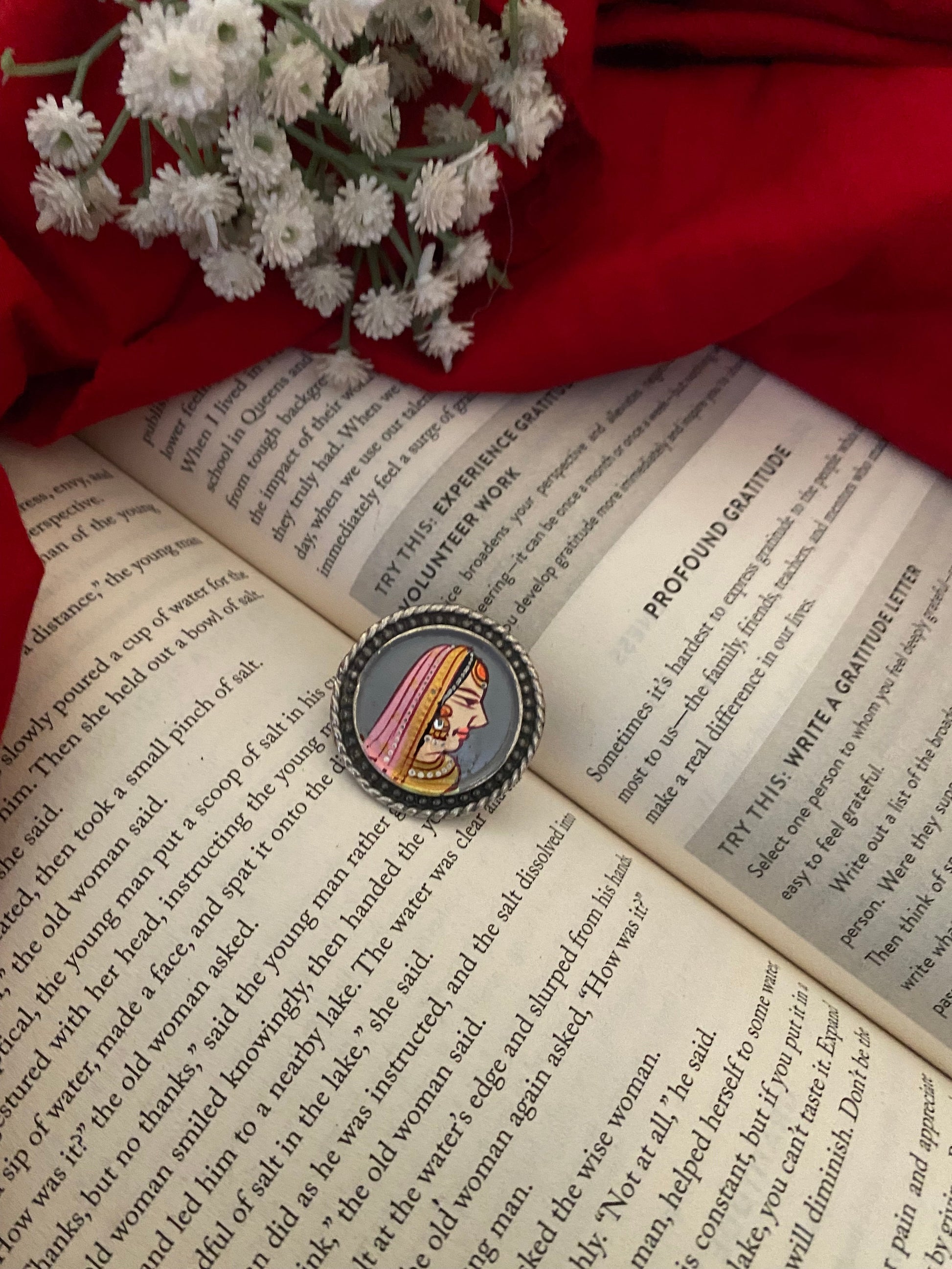 Hand painted Ring Gehnacollections