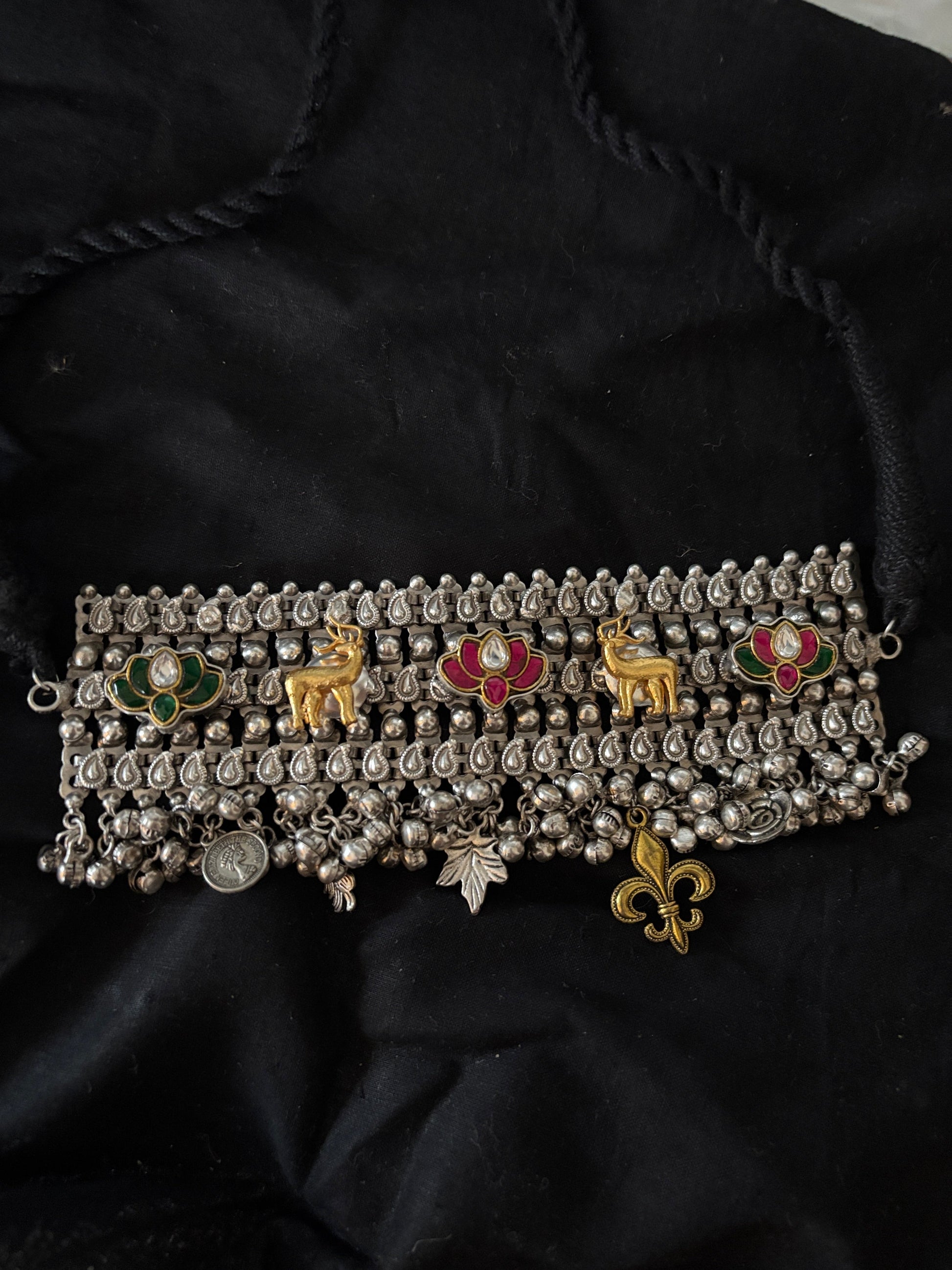 FUSION CHOKER With charms Gehnacollections