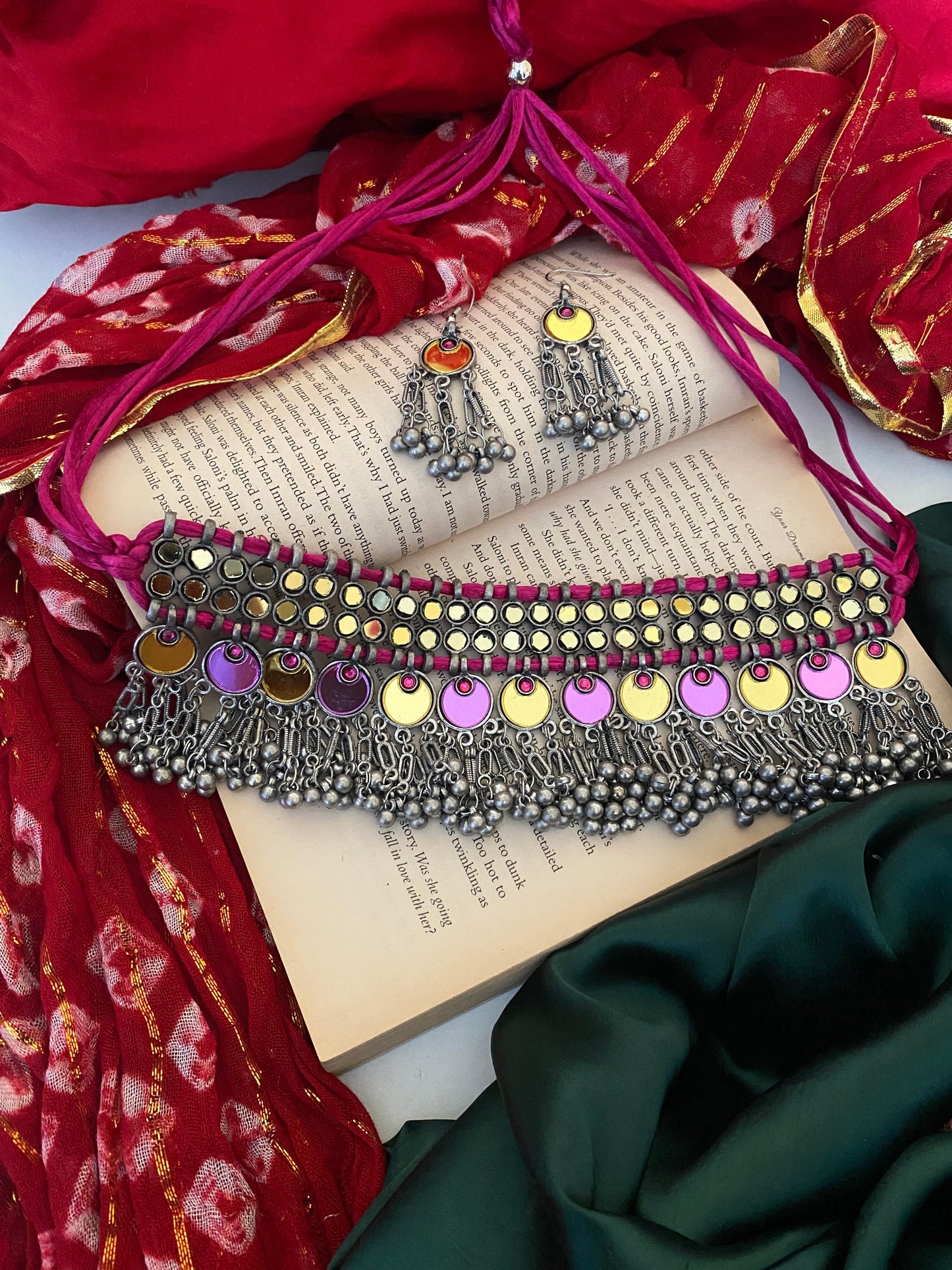 SAIMAA SEESH CHOKER SET Gehnacollections