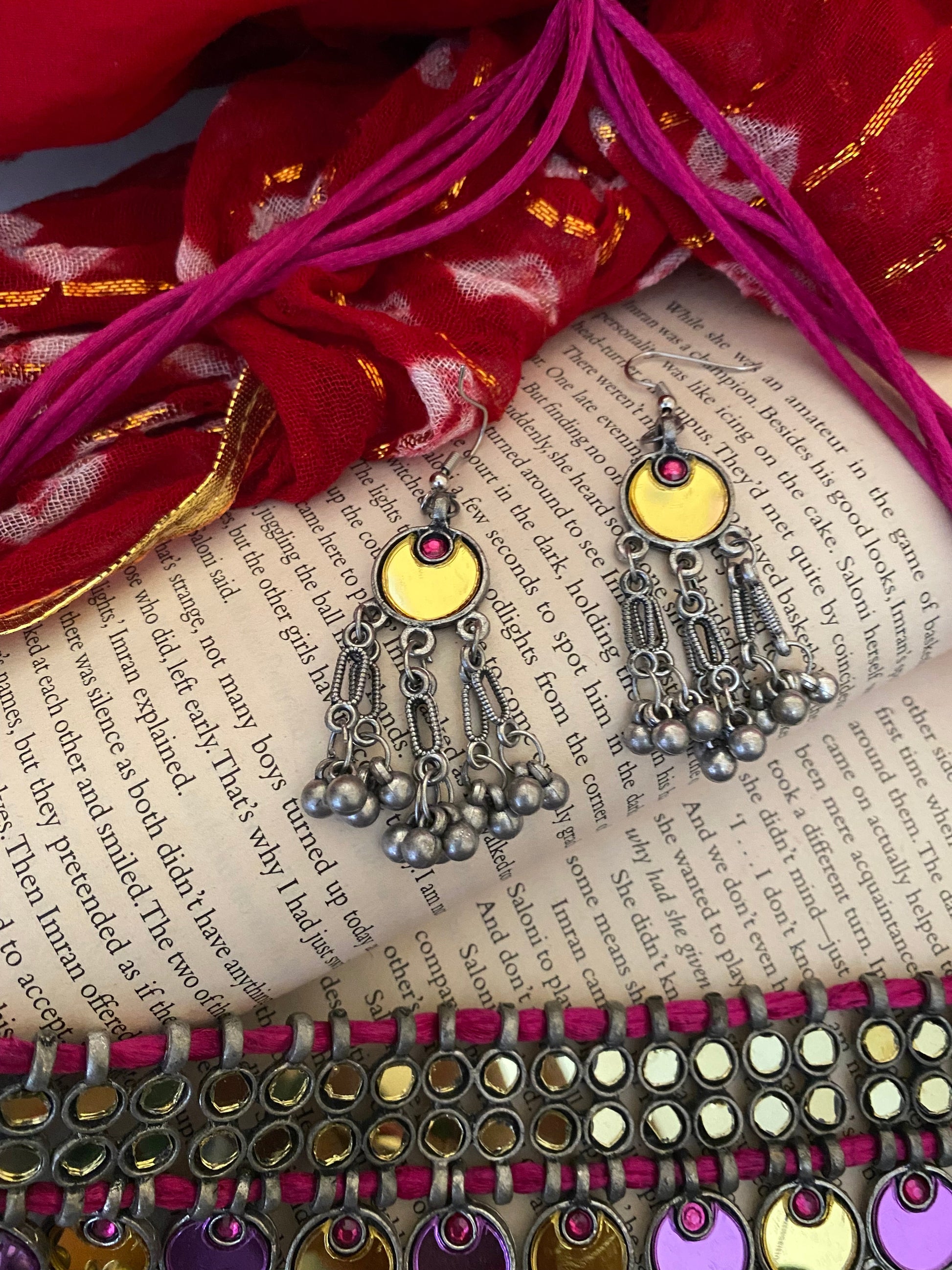 SAIMAA SEESH CHOKER SET Gehnacollections