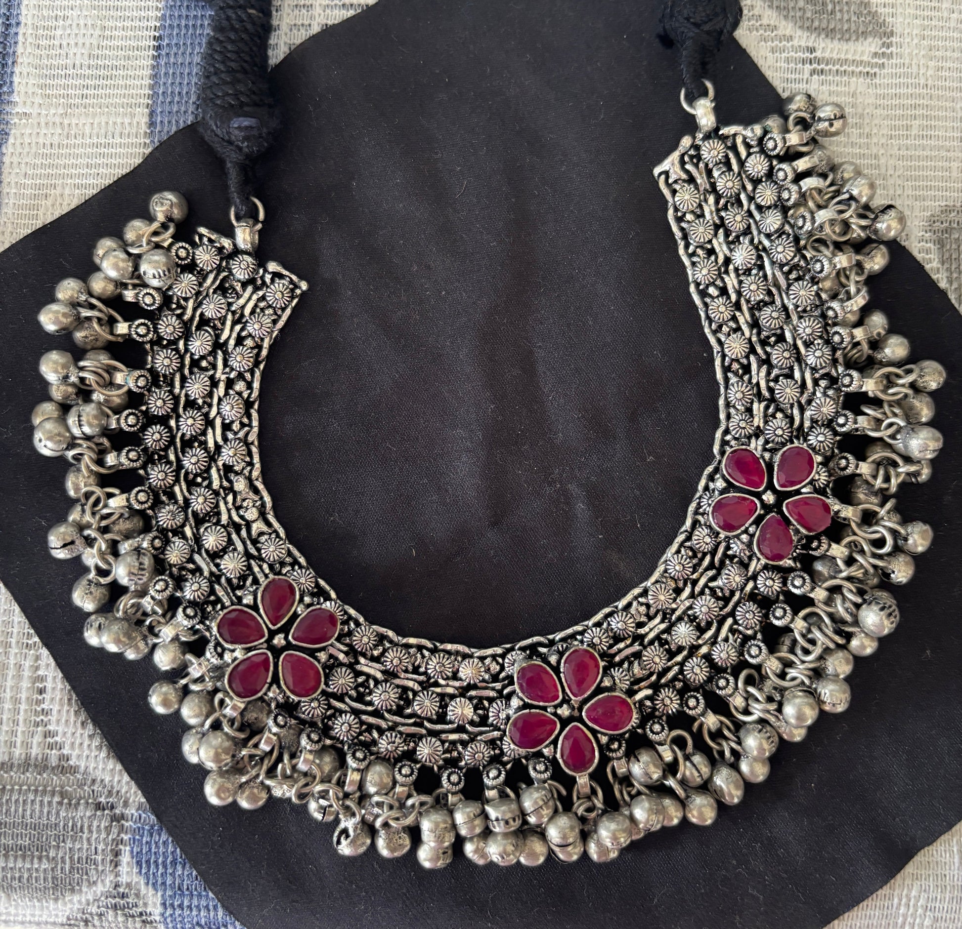 GHUNGHROO STONE CHOKER Gehnacollections