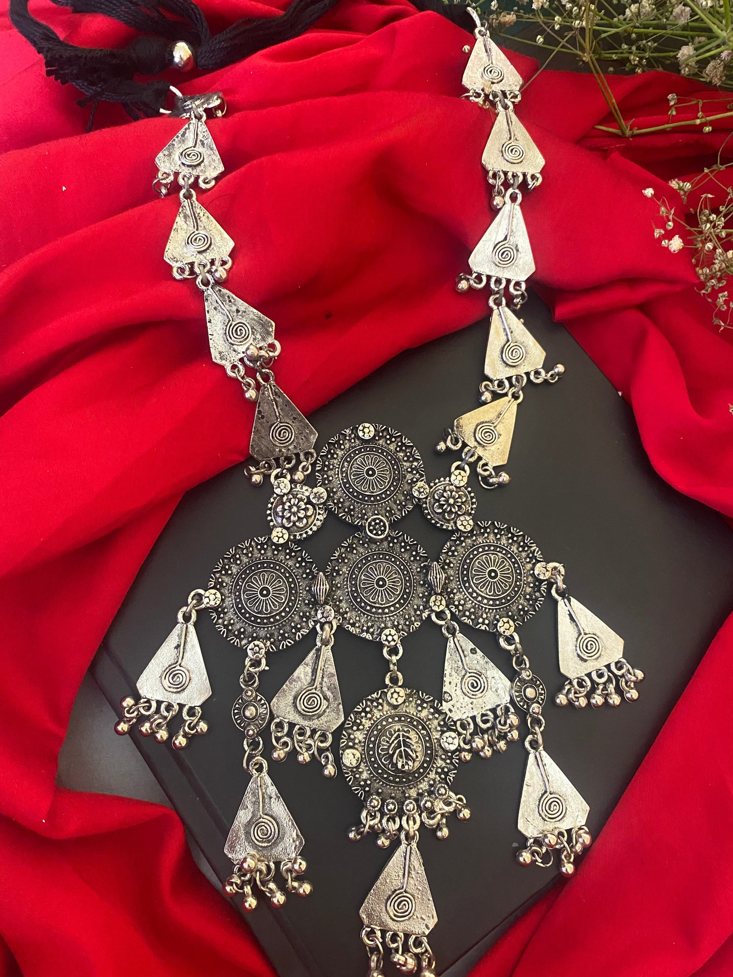 LONG NECKLACE Gehnacollections