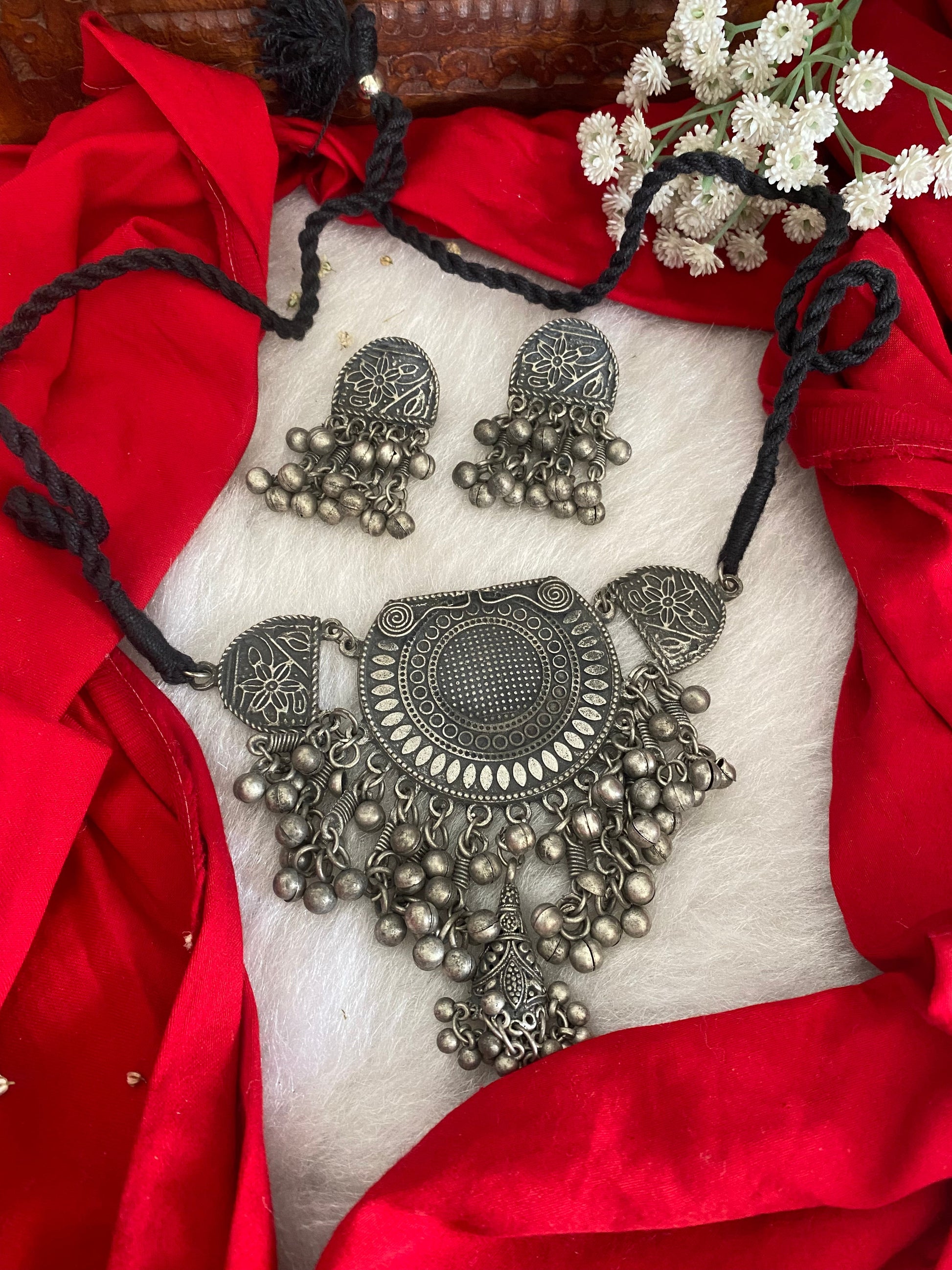 CHOKER SET Gehnacollections