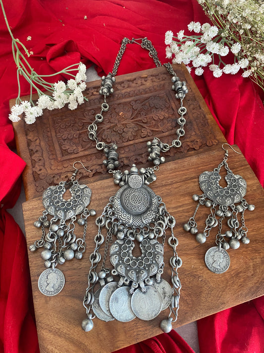 ABHIGAIL LONG NECKLACE SET Gehnacollections