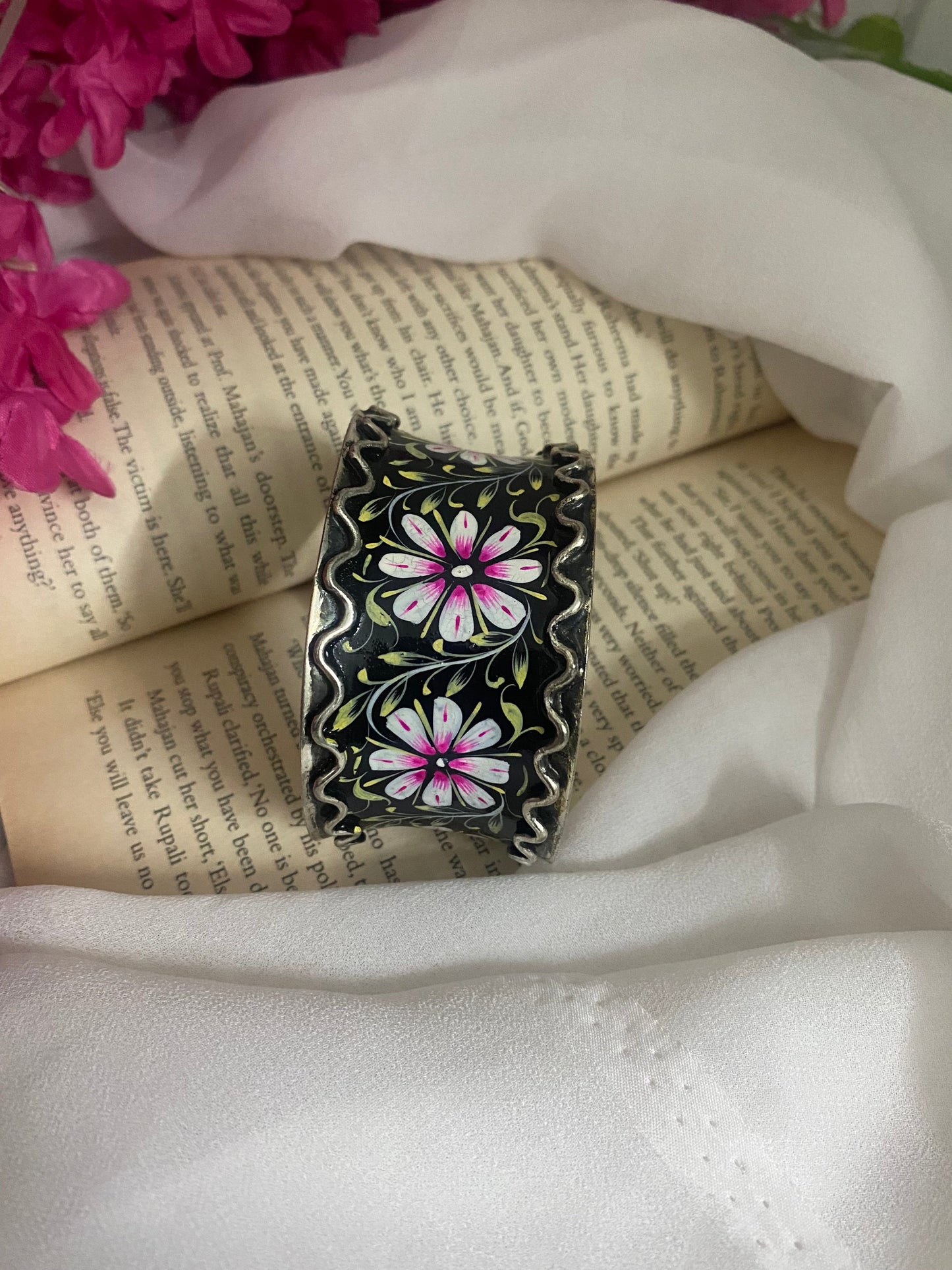 HAND PAINTED KADA Gehnacollections