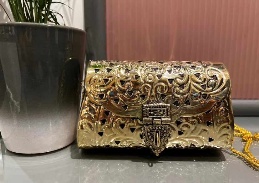 BATUA Gehnacollections